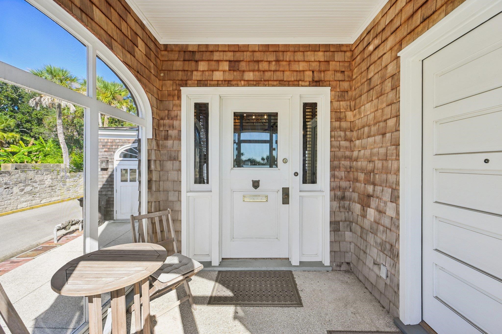 Image 10 of 94 For 178 Avenida Menendez