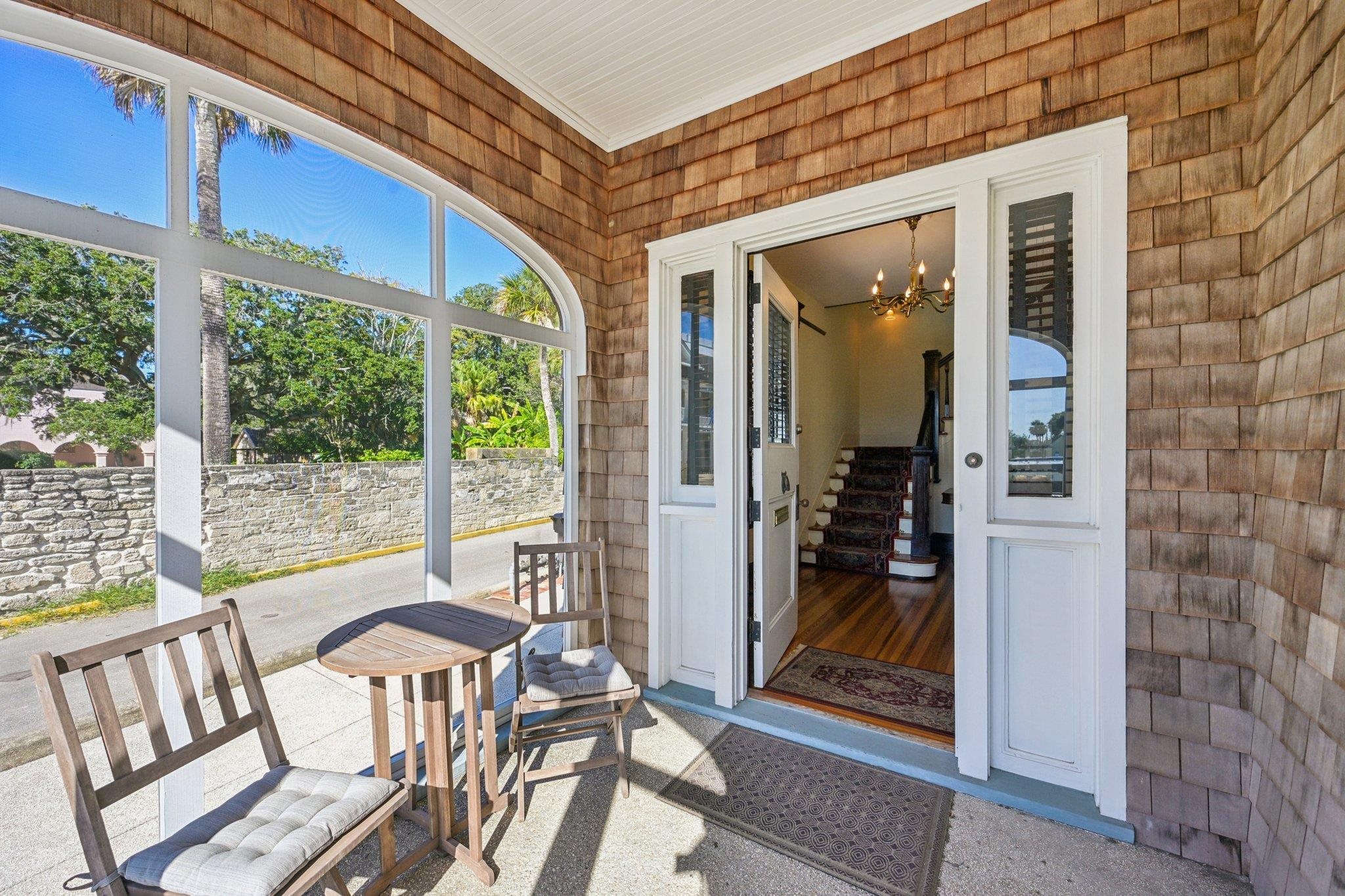 Image 11 of 94 For 178 Avenida Menendez