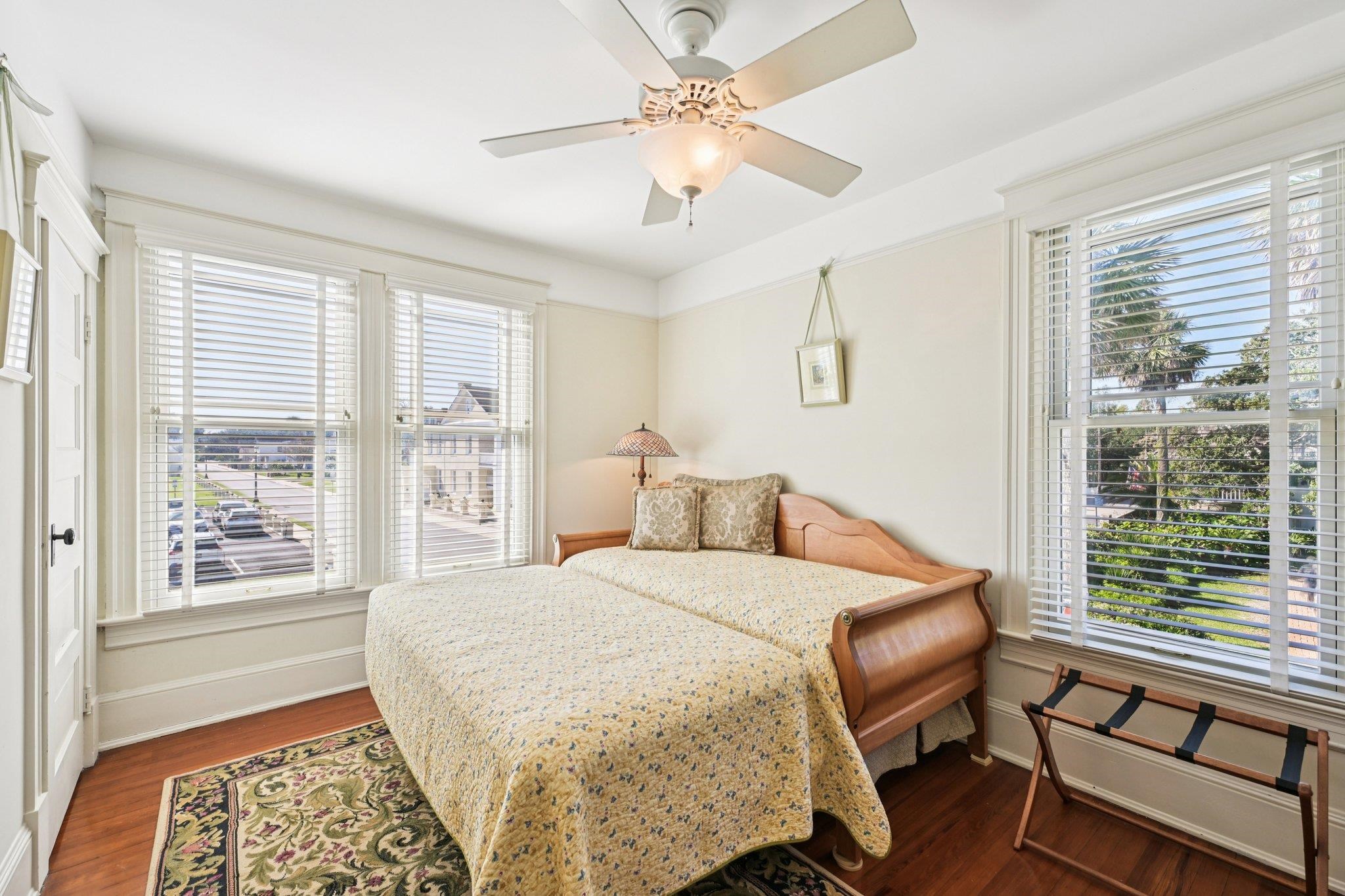 Image 44 of 94 For 178 Avenida Menendez