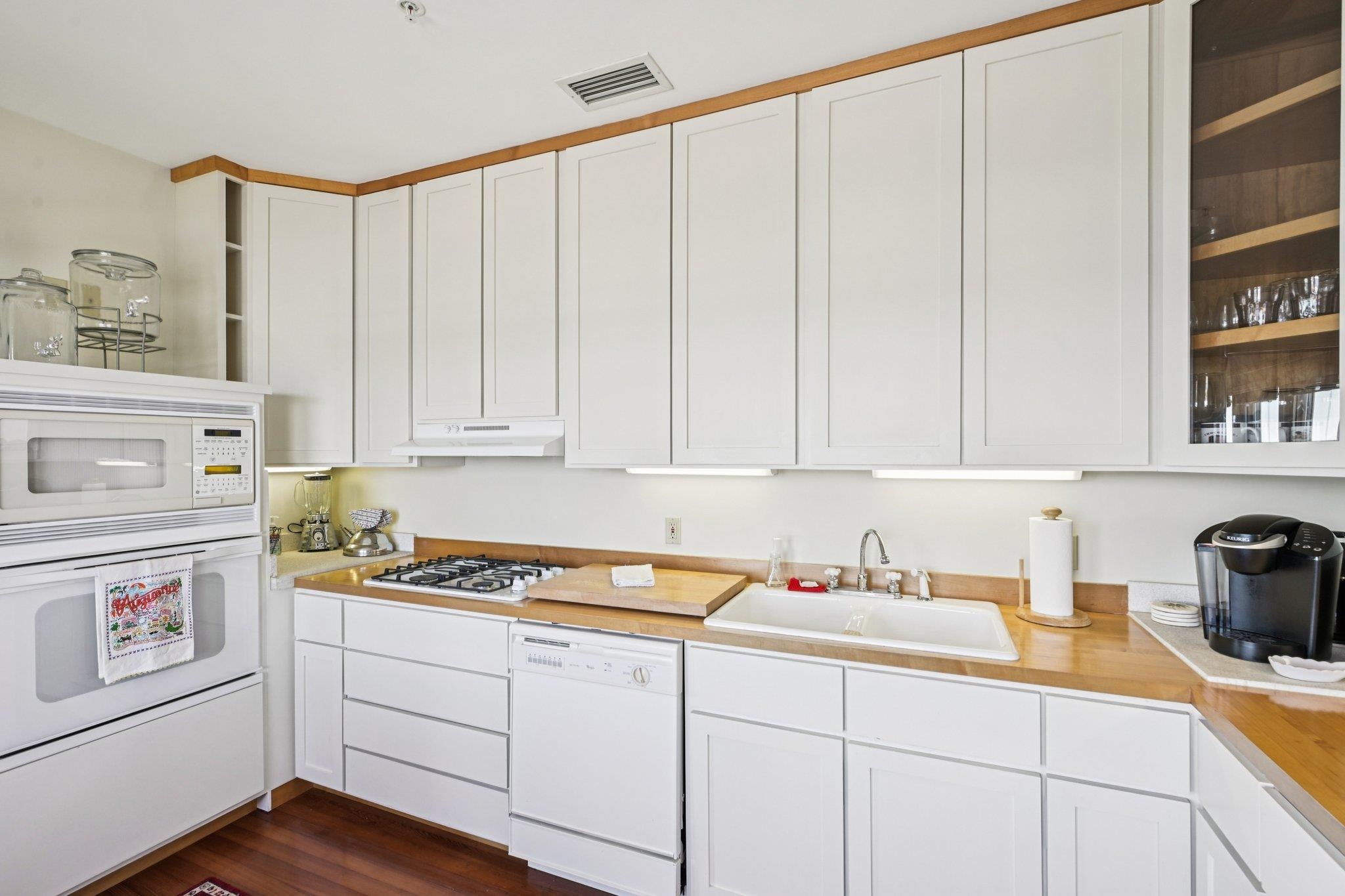 Image 57 of 94 For 178 Avenida Menendez