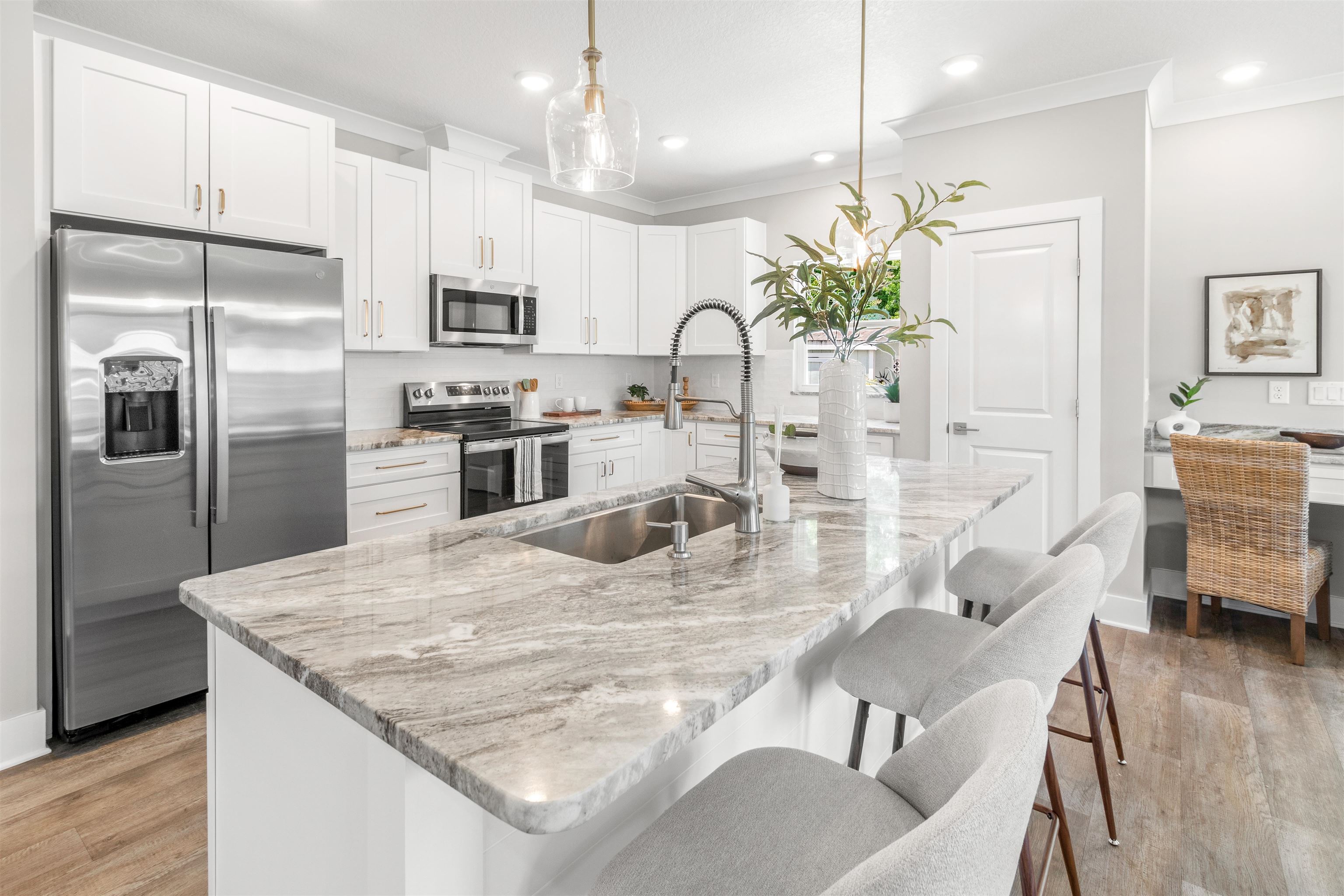 Image 15 of 61 For 6779 Magnolia Ln