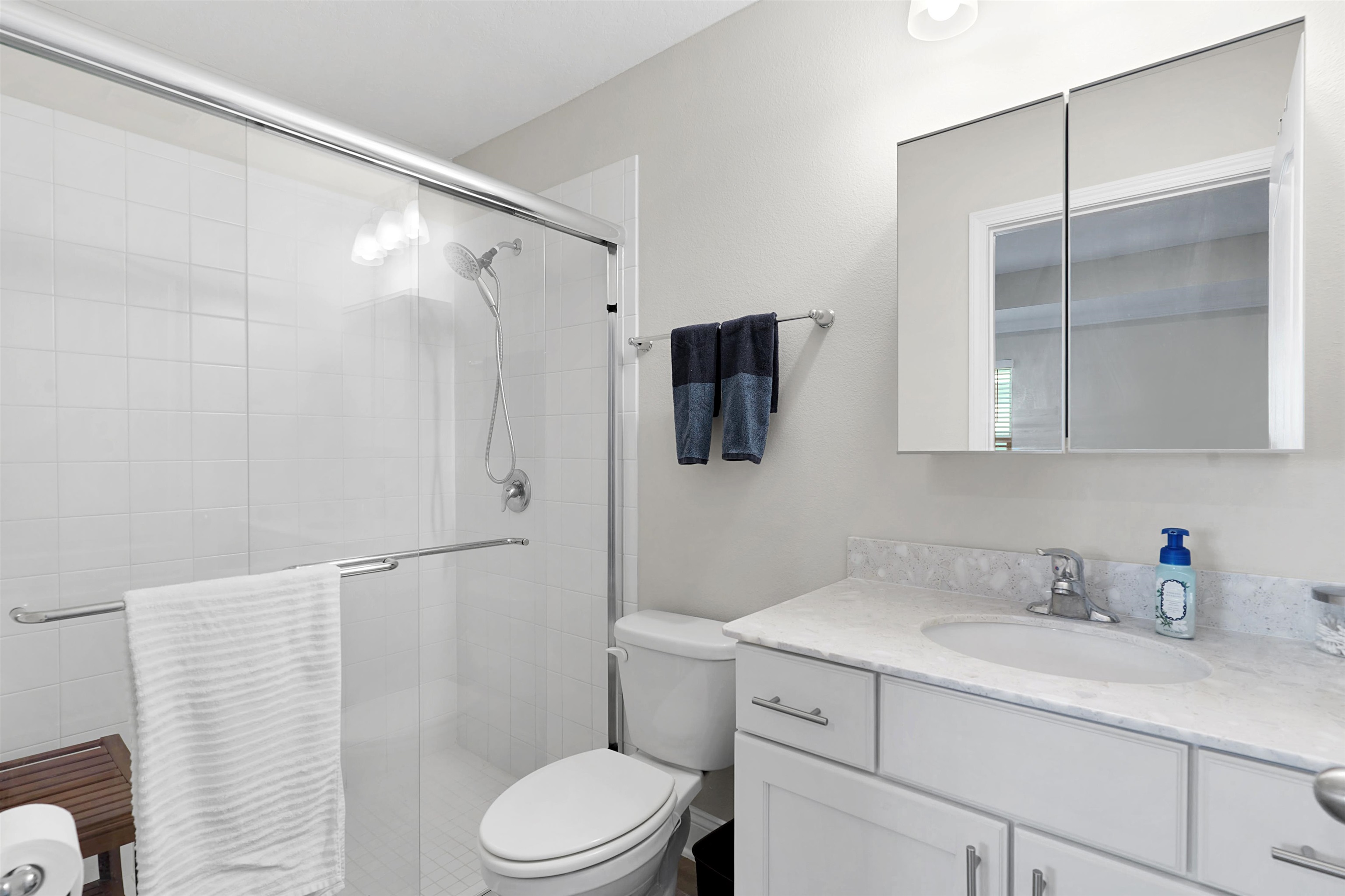 Image 21 of 51 For 84 Pyrite Pl