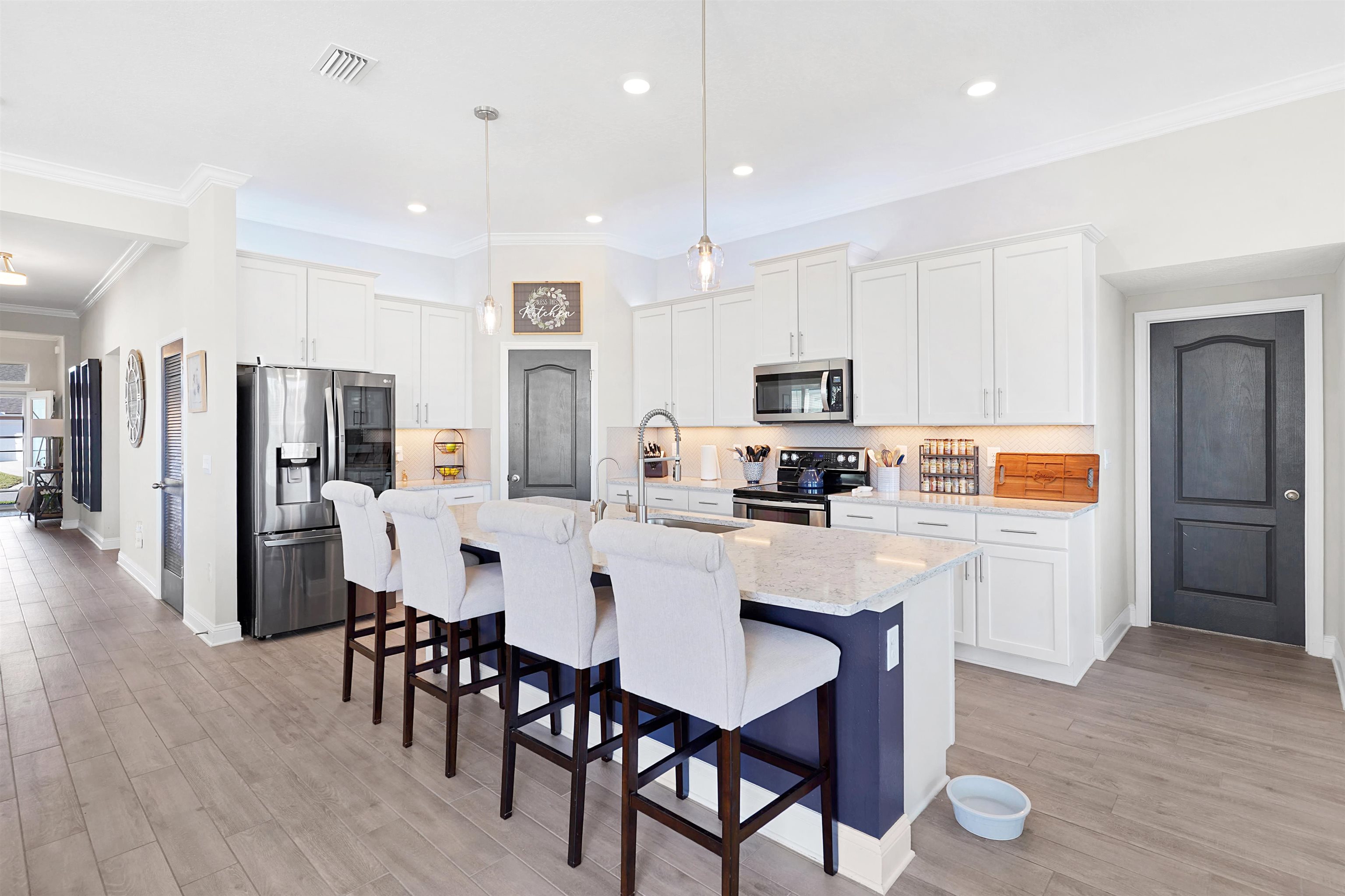 Image 3 of 51 For 84 Pyrite Pl