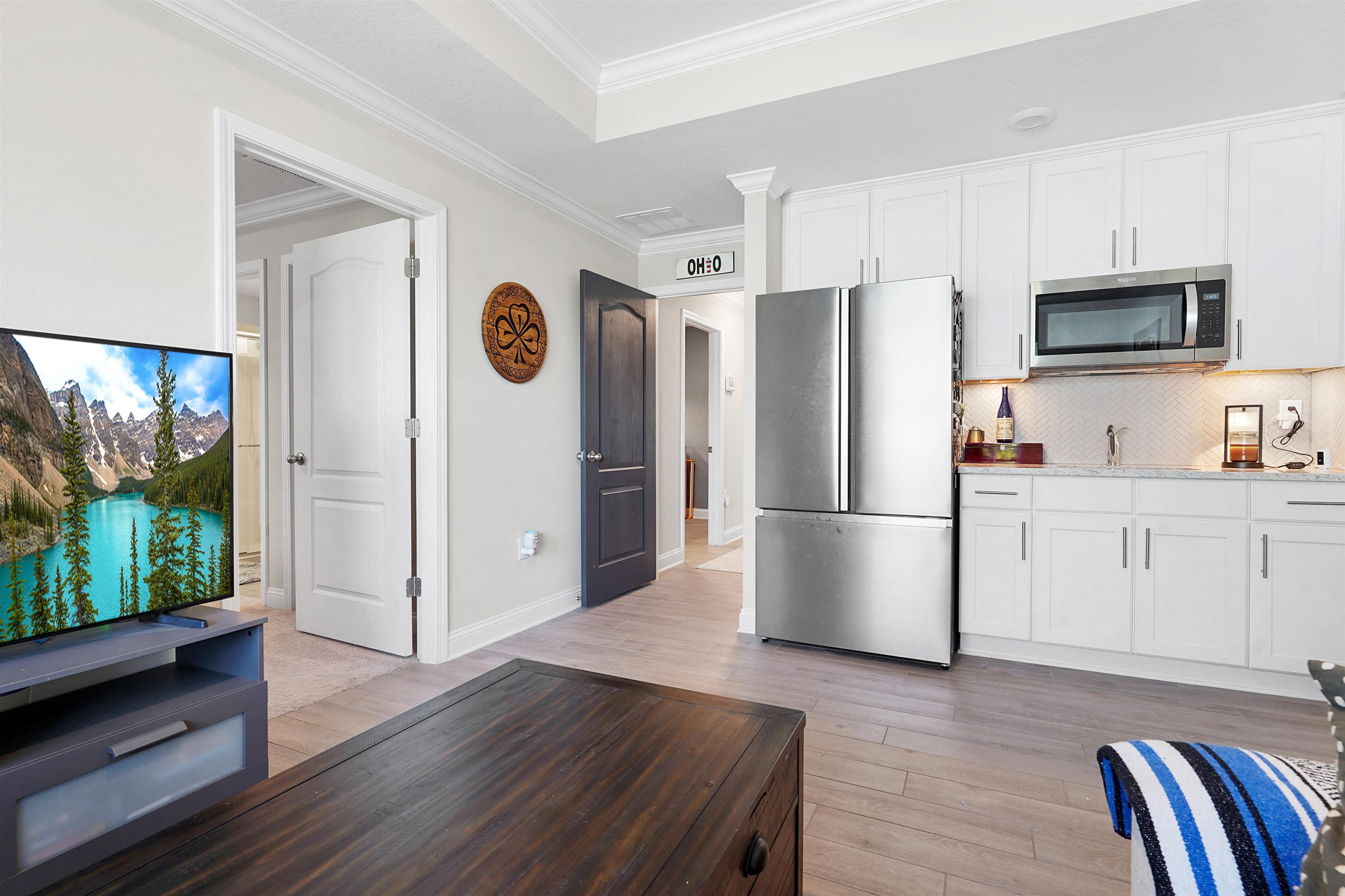 Image 34 of 51 For 84 Pyrite Pl