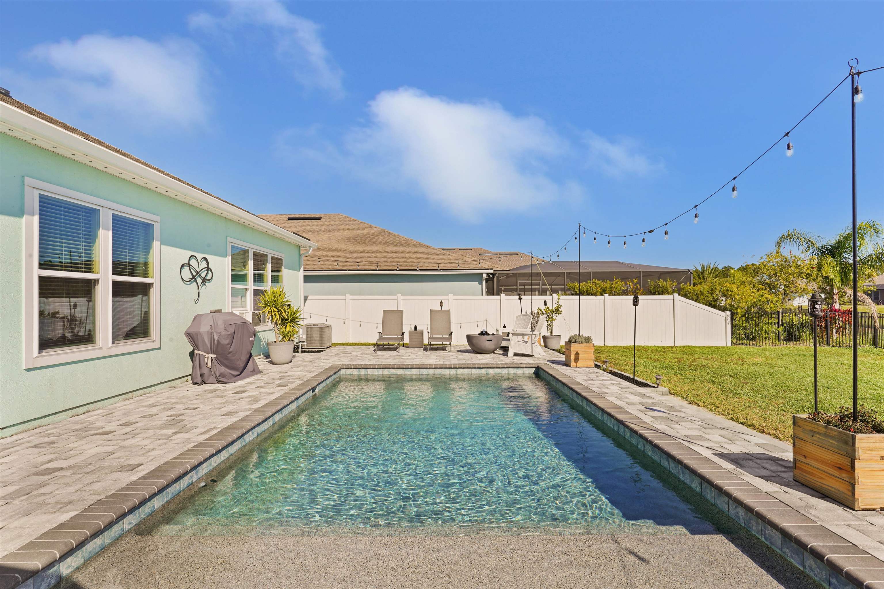 Image 5 of 51 For 84 Pyrite Pl