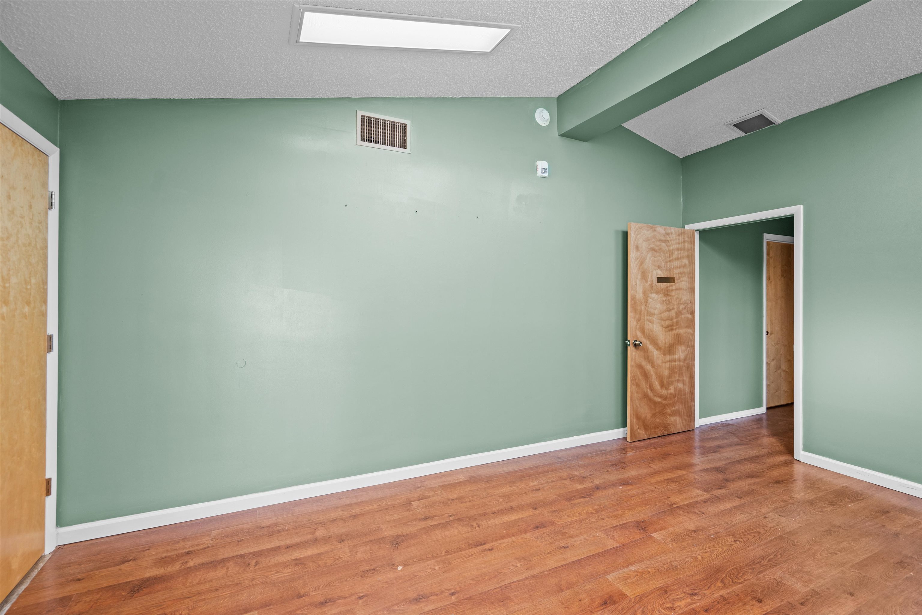 Image 19 of 26 For 1100 Ponce De Leon Blvd S 1