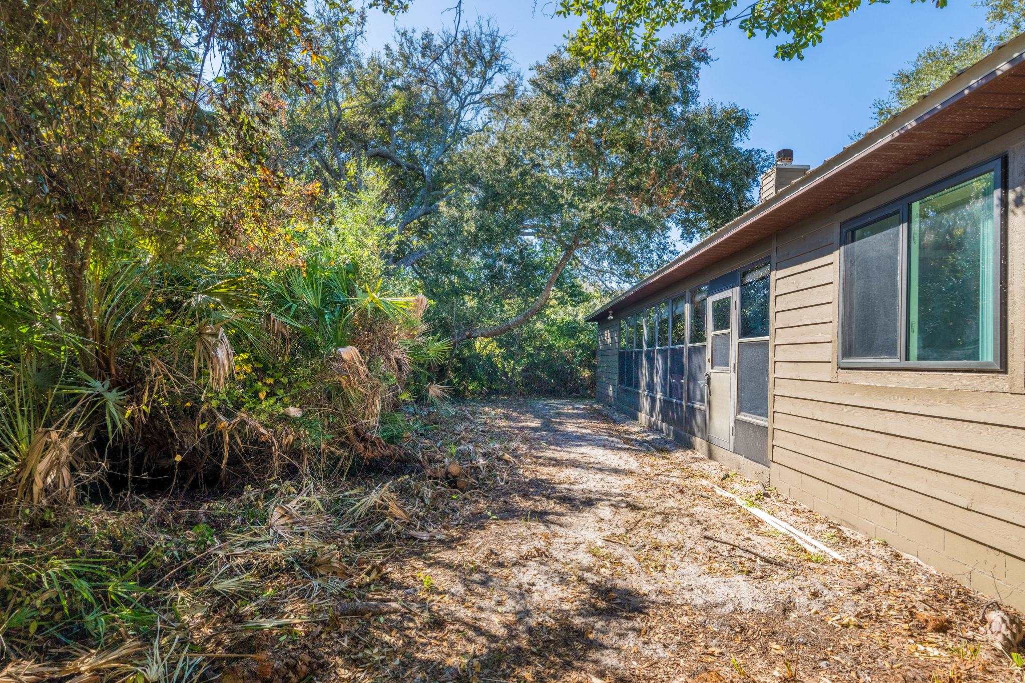 Image 26 of 39 For 311 Twelvth St.