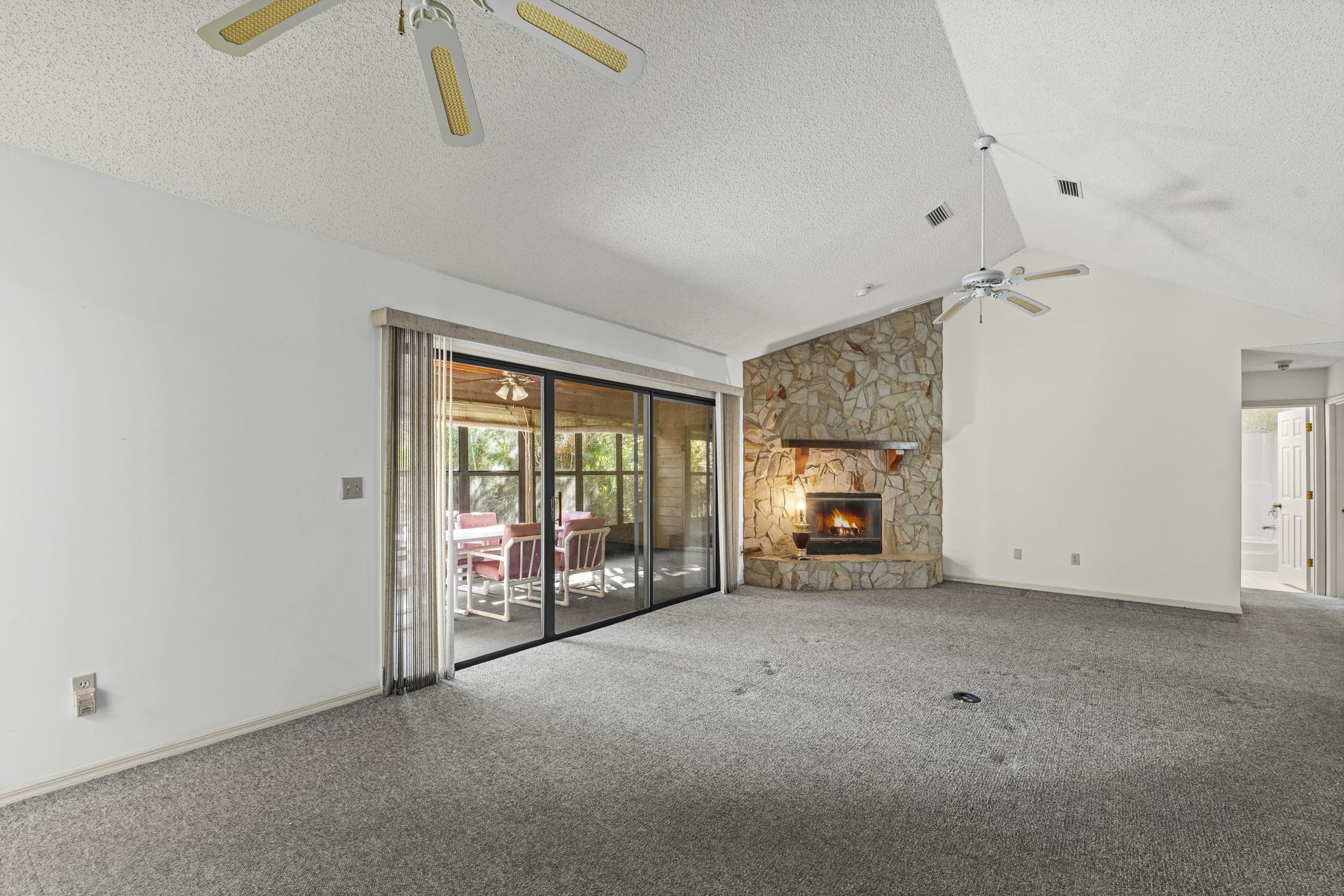 Image 7 of 39 For 311 Twelvth St.