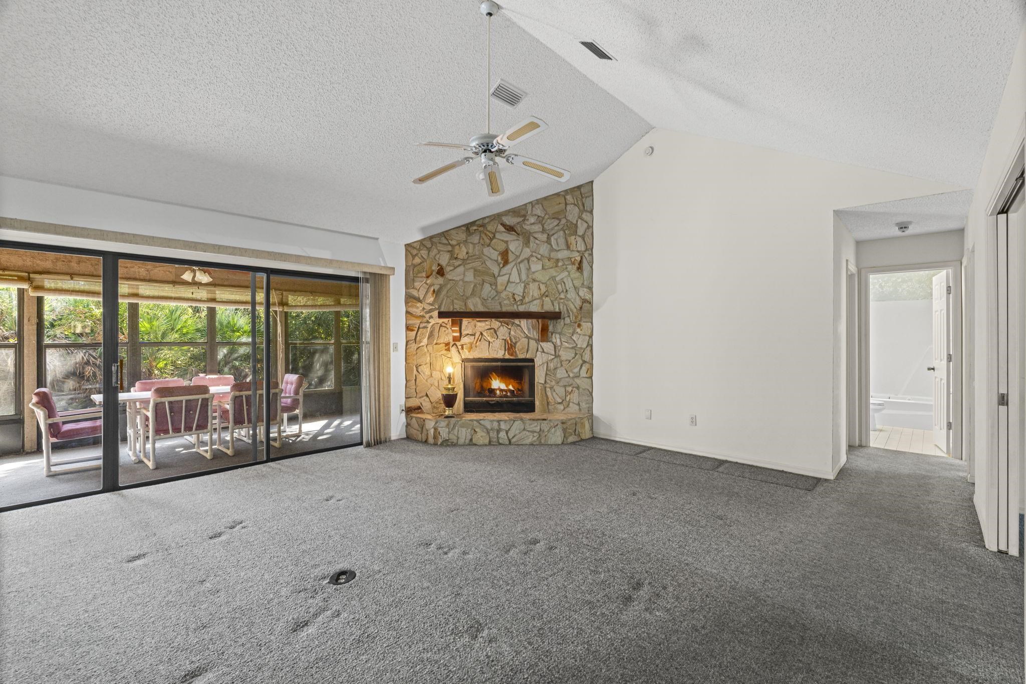 Image 8 of 39 For 311 Twelvth St.