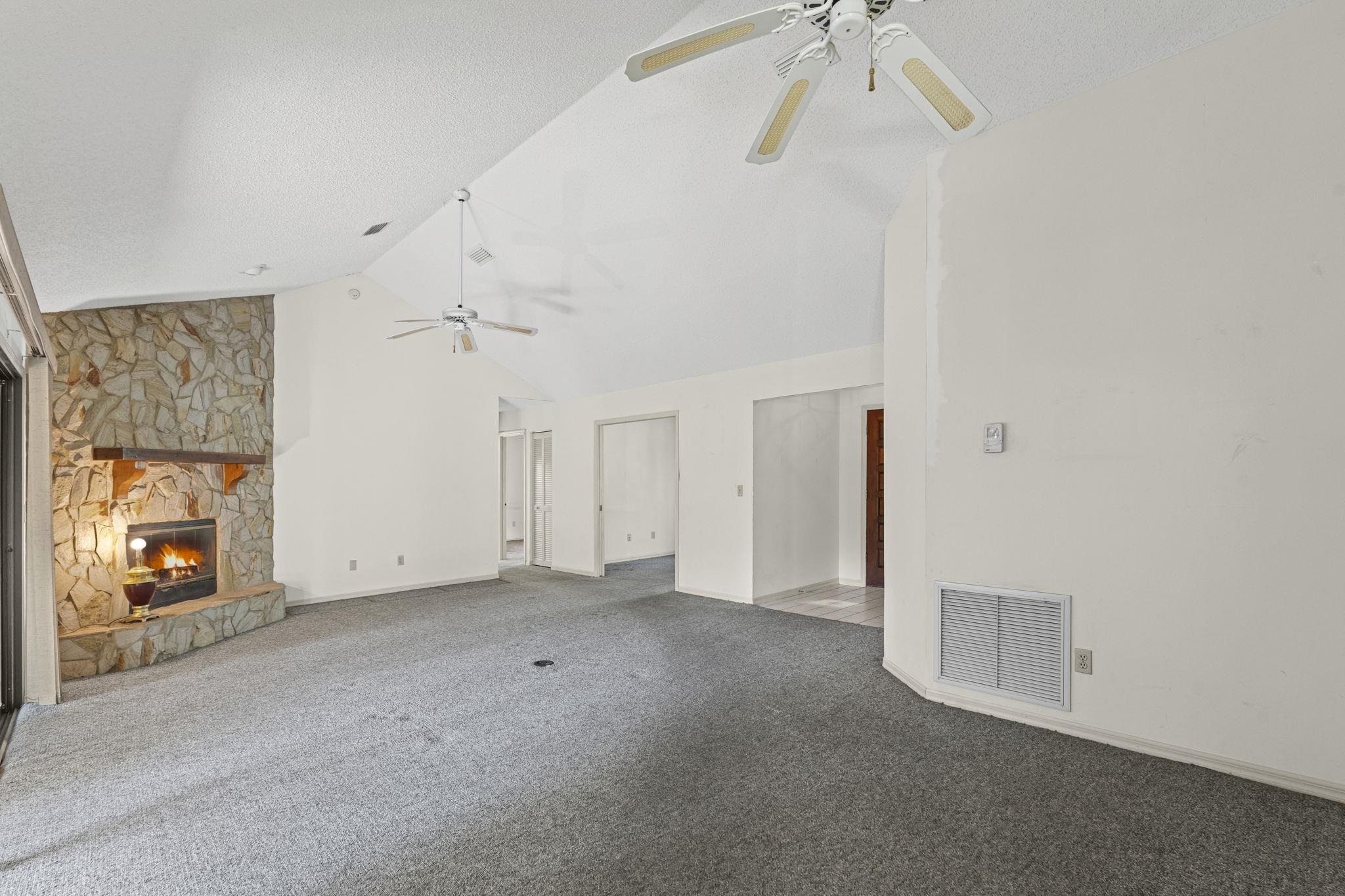 Image 9 of 39 For 311 Twelvth St.