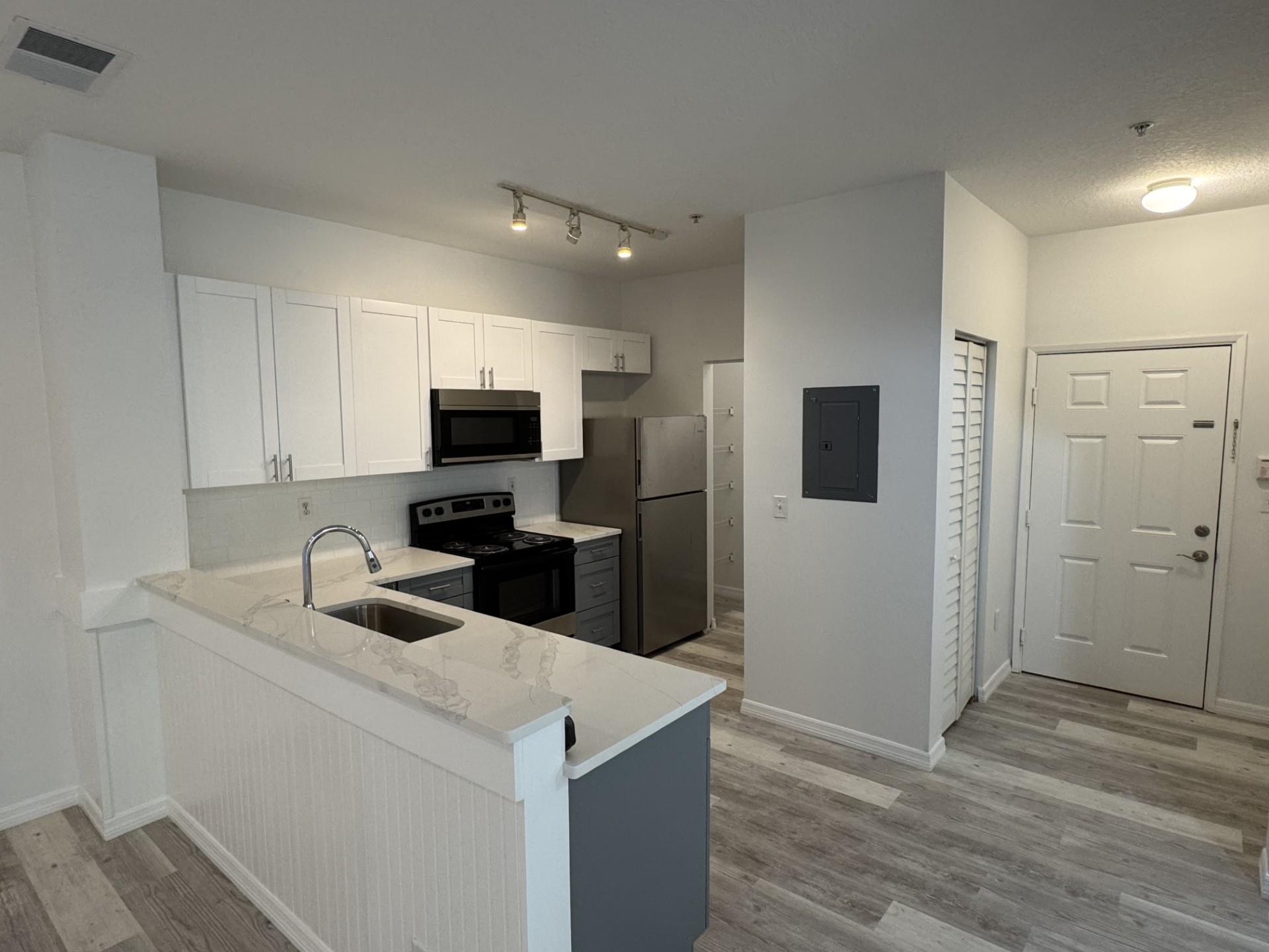 Image 2 of 22 For 540 Florida Club Blvd  305