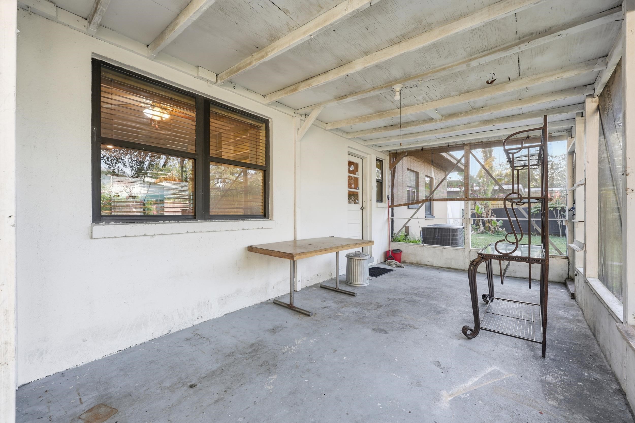 Image 30 of 50 For 2433 Brownwood Rd