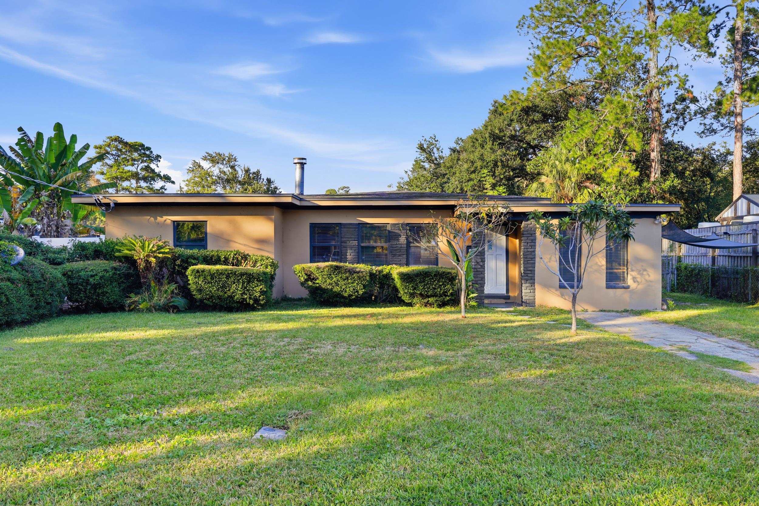 Image 50 of 50 For 2433 Brownwood Rd