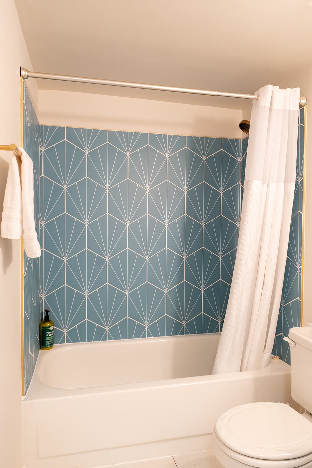 Image 40 of 50 For 3804 Windjammer Ln