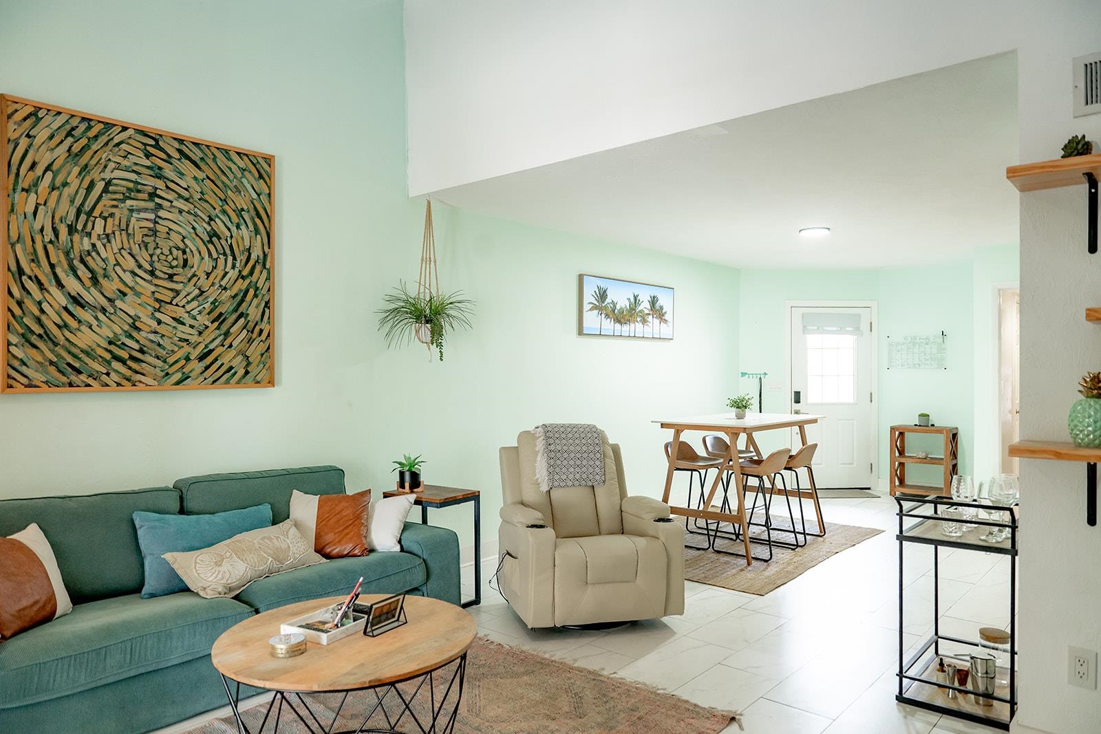 Image 5 of 50 For 3804 Windjammer Ln