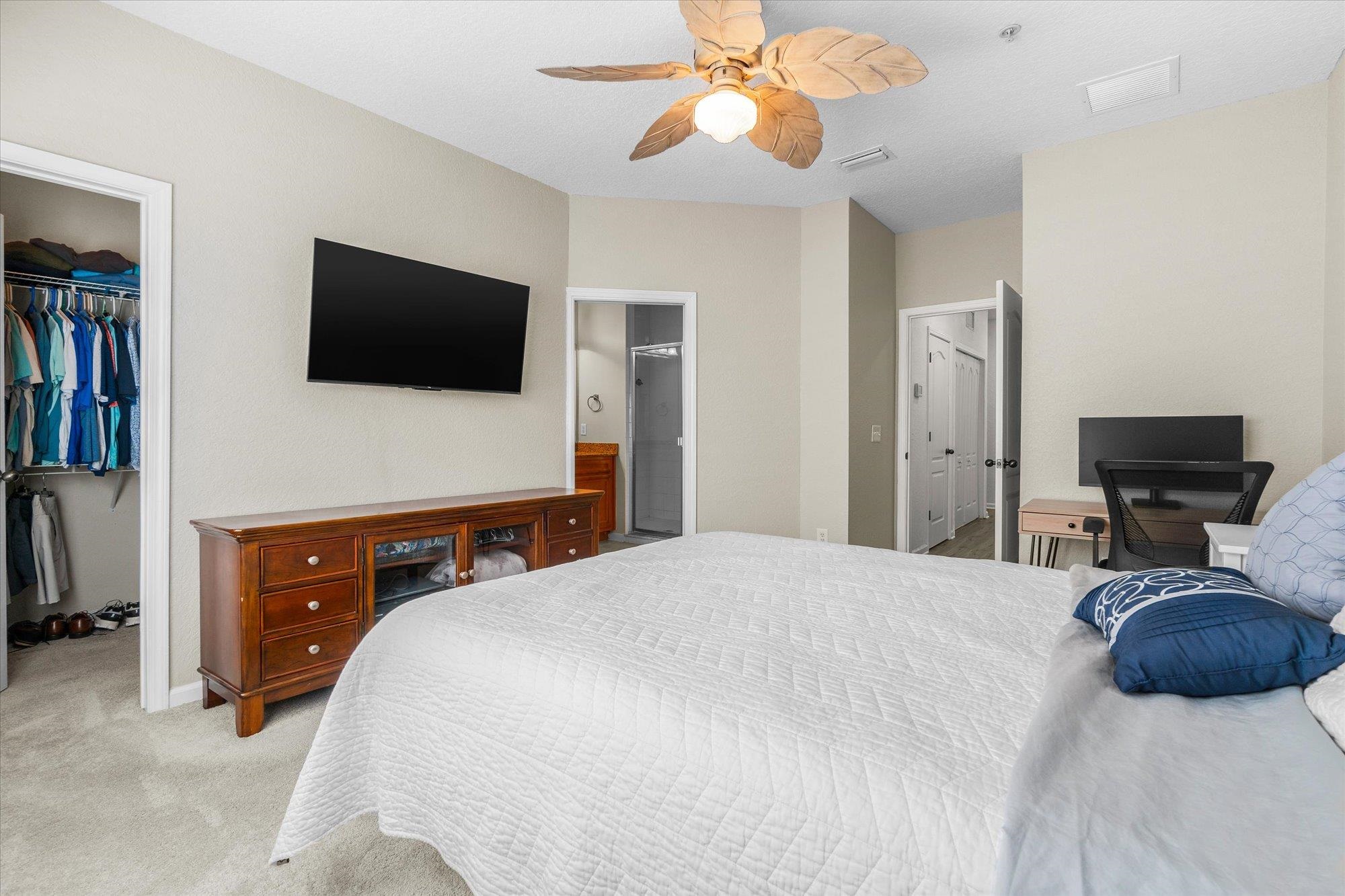 Image 21 of 52 For 105 Pine Hollow Trl E 207