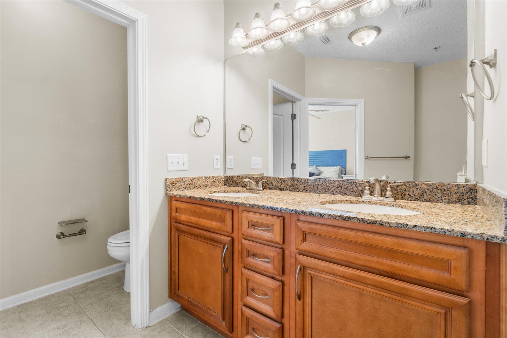 Image 23 of 52 For 105 Pine Hollow Trl E 207