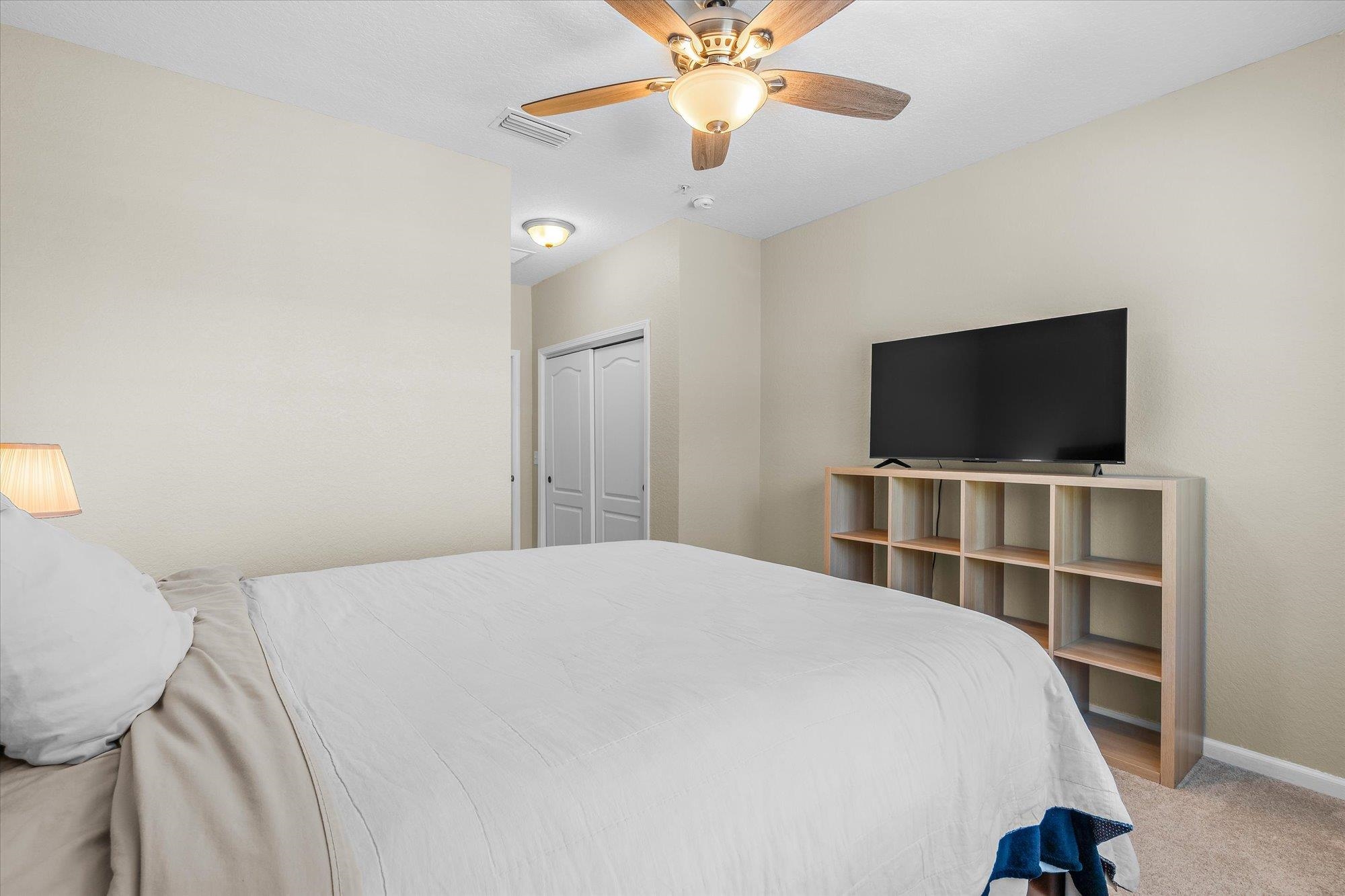 Image 32 of 52 For 105 Pine Hollow Trl E 207