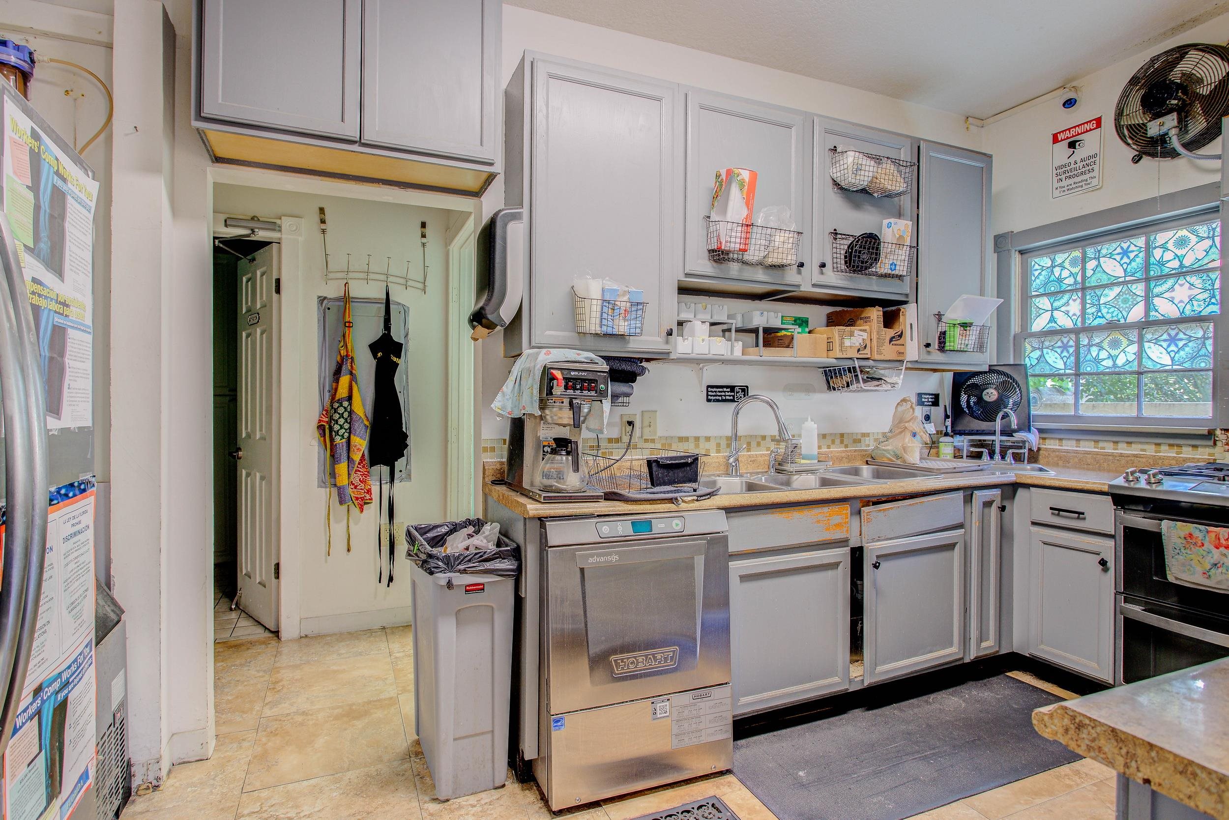 Image 20 of 69 For 29 Cuna St  