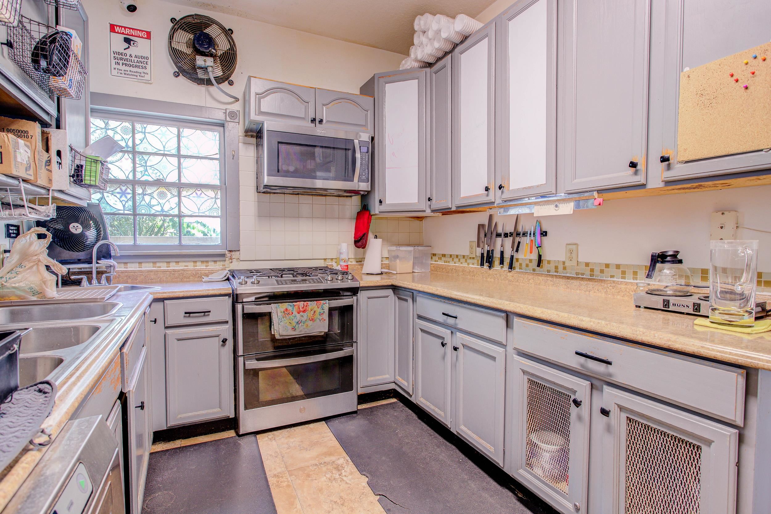 Image 21 of 69 For 29 Cuna St  