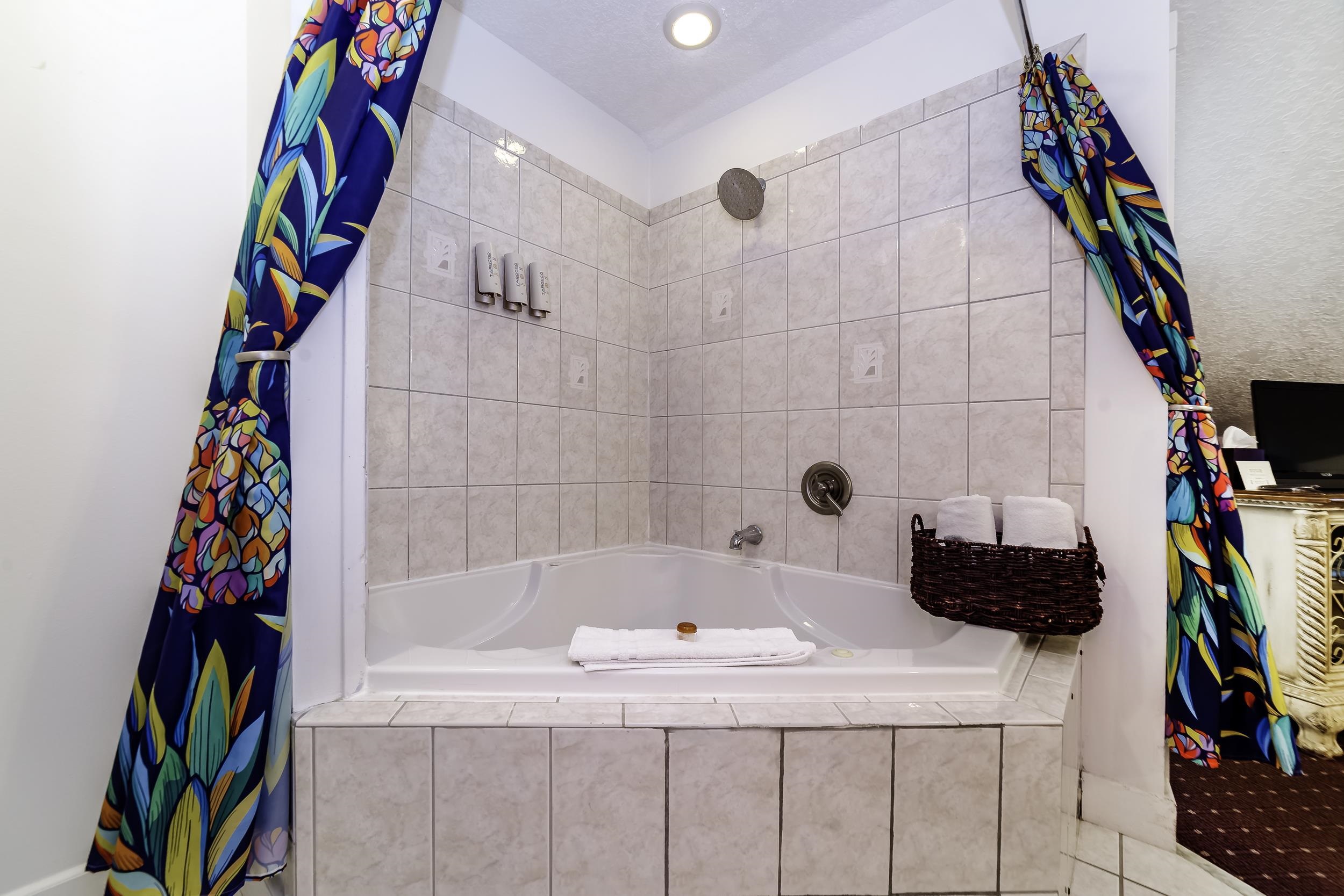 Image 39 of 69 For 29 Cuna St  