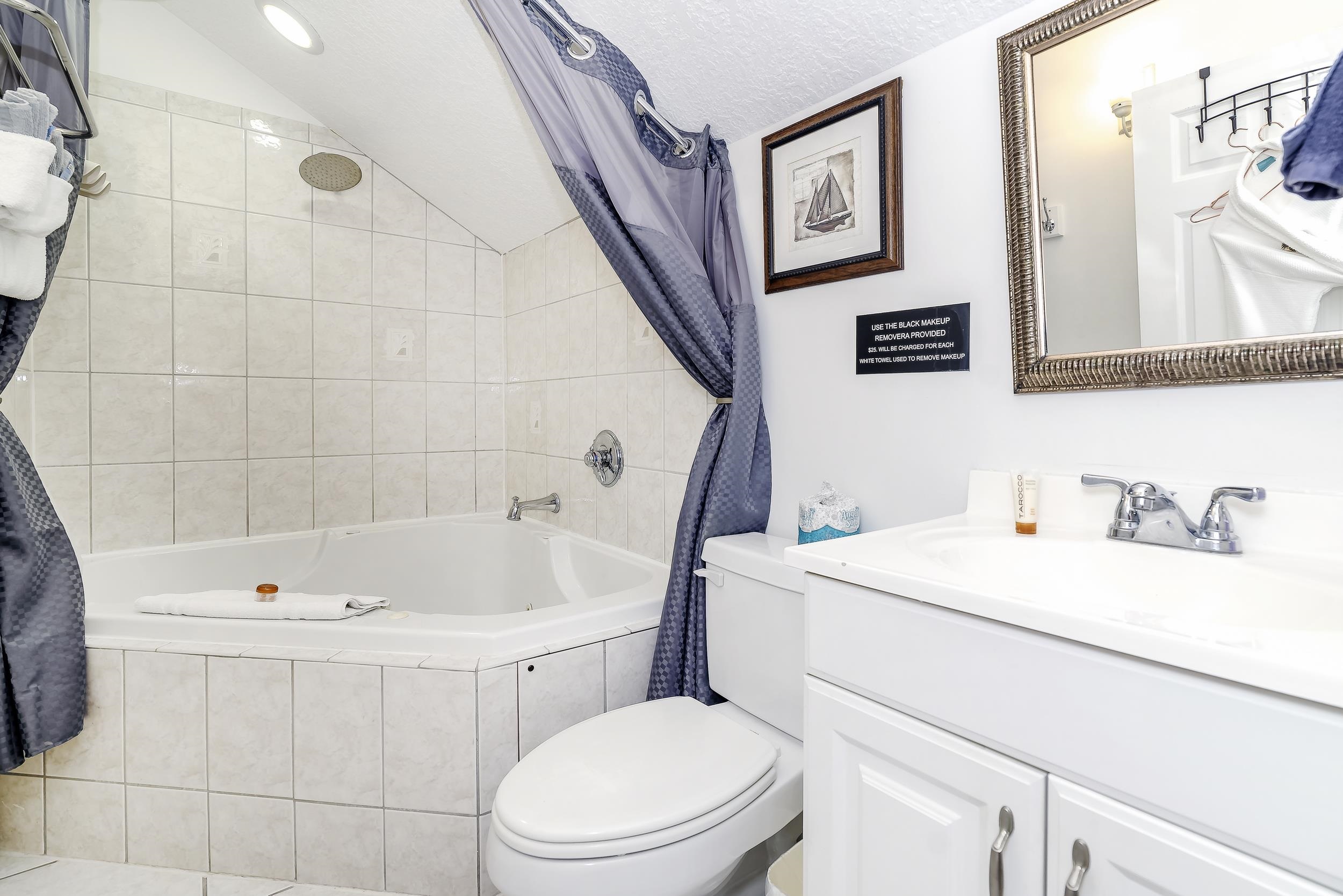 Image 42 of 69 For 29 Cuna St  