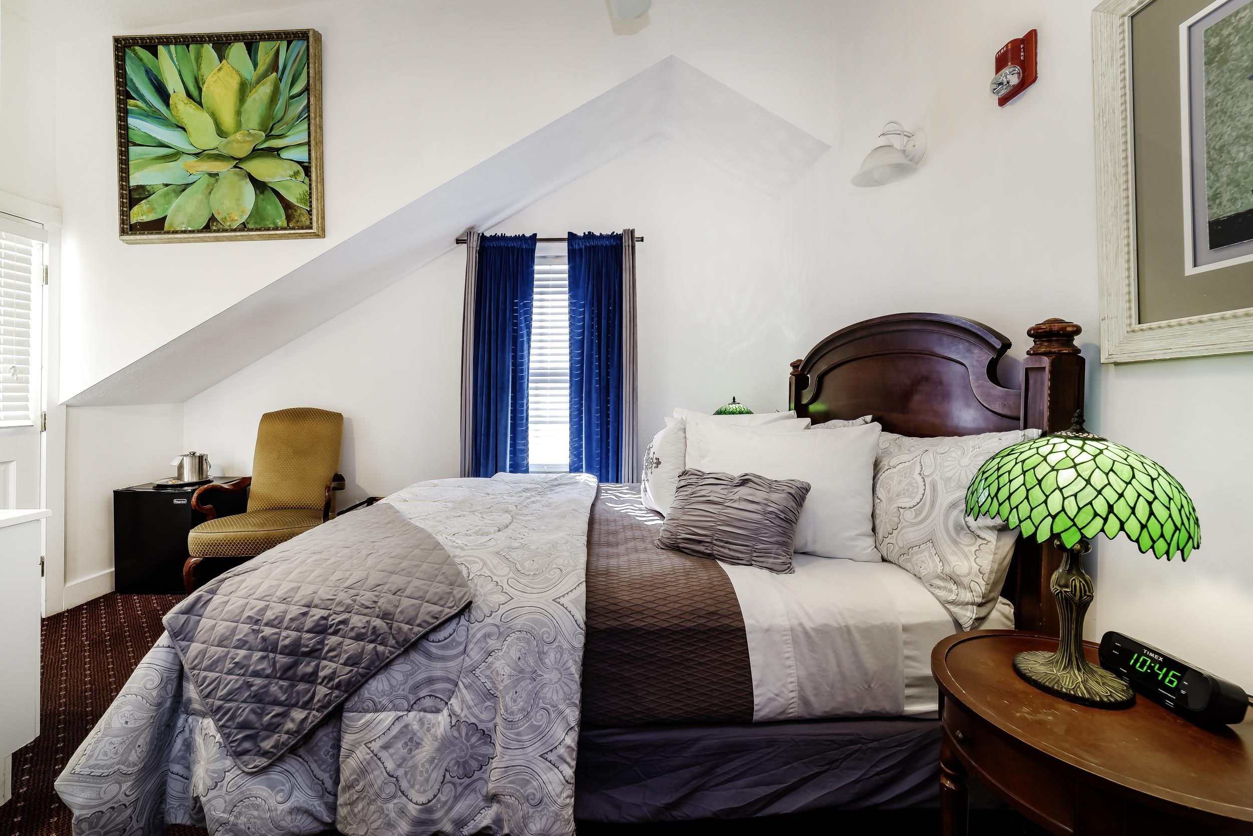 Image 48 of 69 For 29 Cuna St  