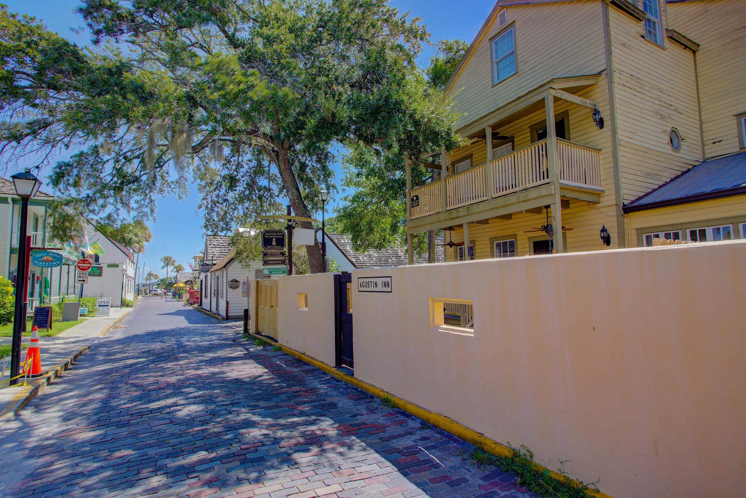 Image 6 of 69 For 29 Cuna St  