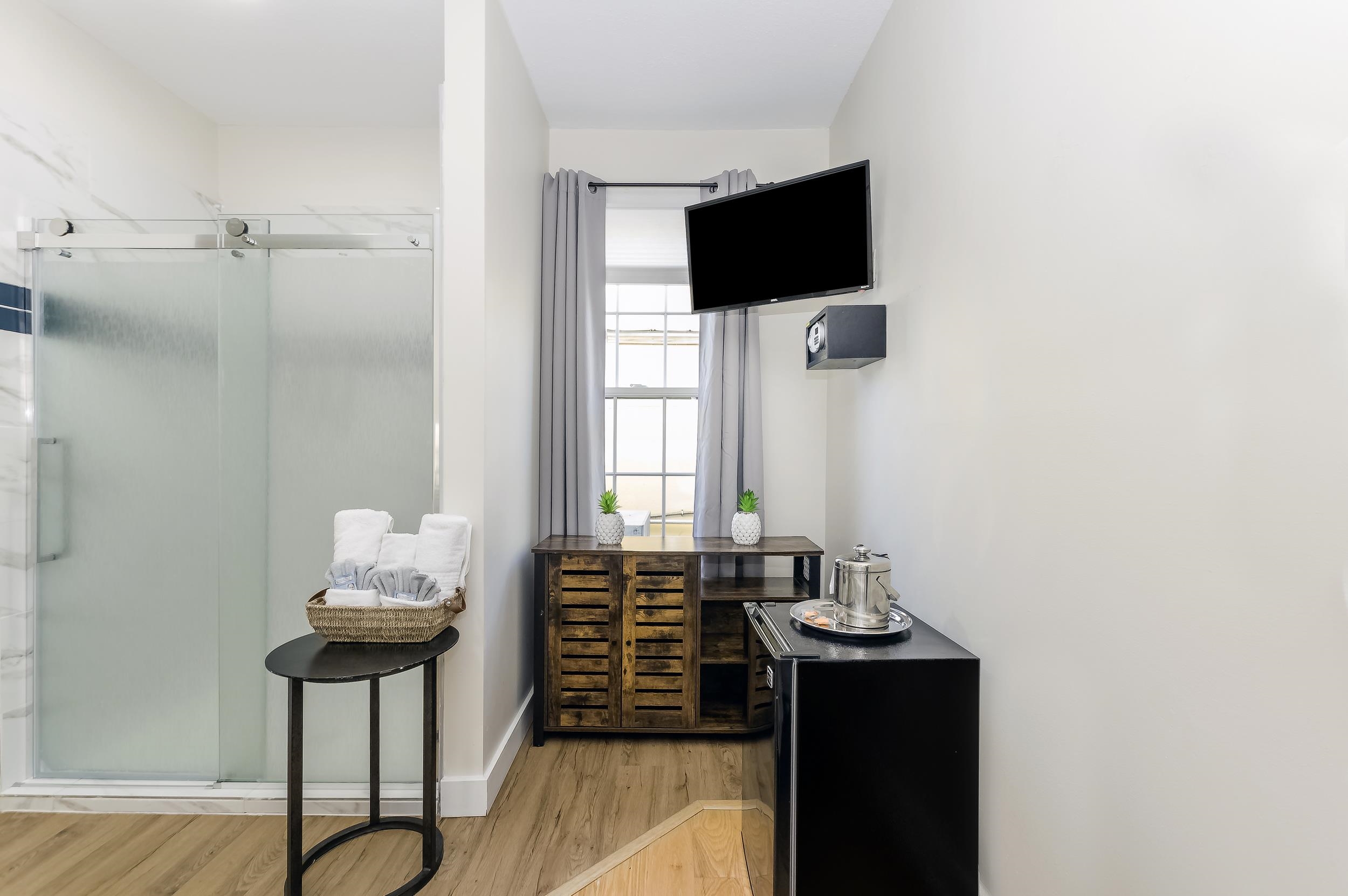 Image 66 of 69 For 29 Cuna St  