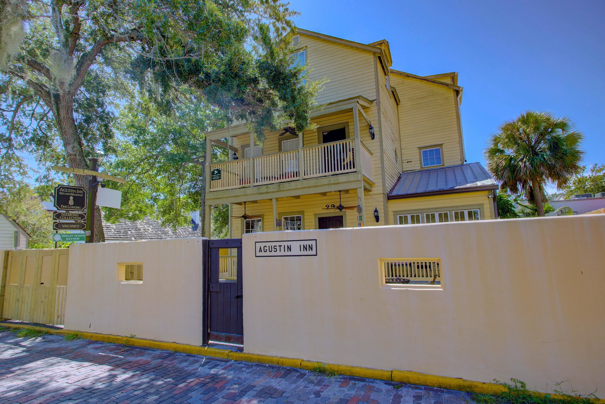 Image 7 of 69 For 29 Cuna St  