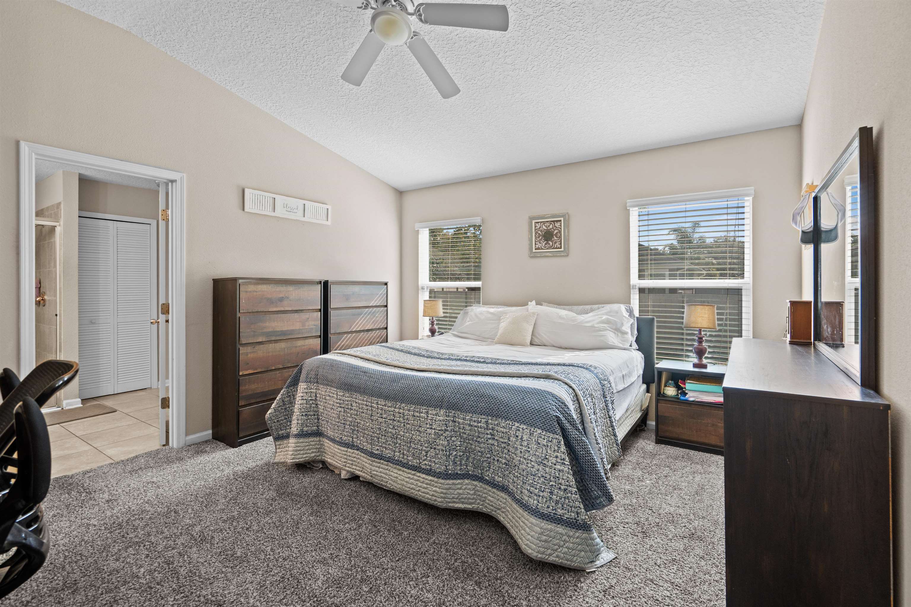 Image 11 of 19 For 165 Summer Point Dr