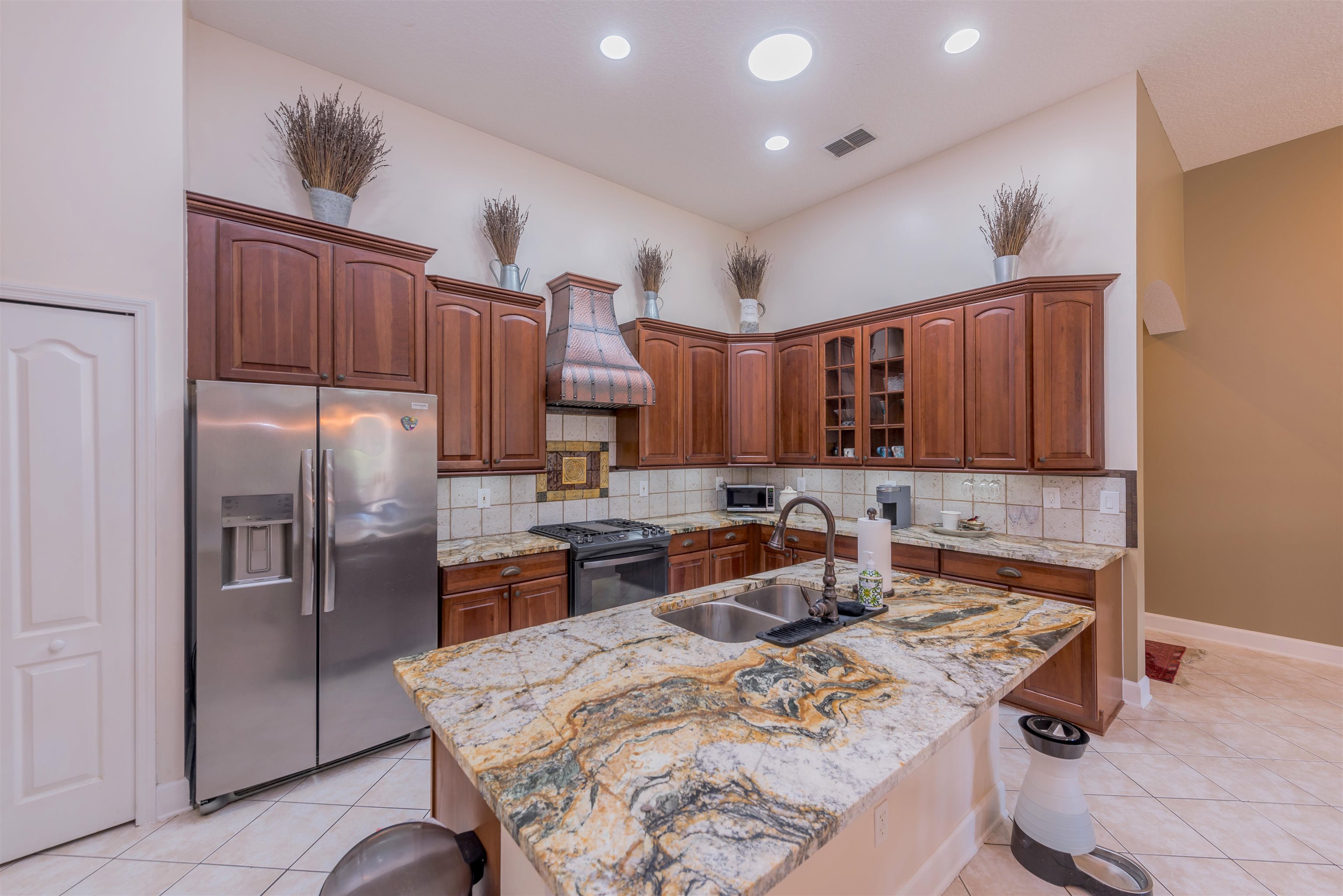 Image 11 of 32 For 1575 Barrington Cir