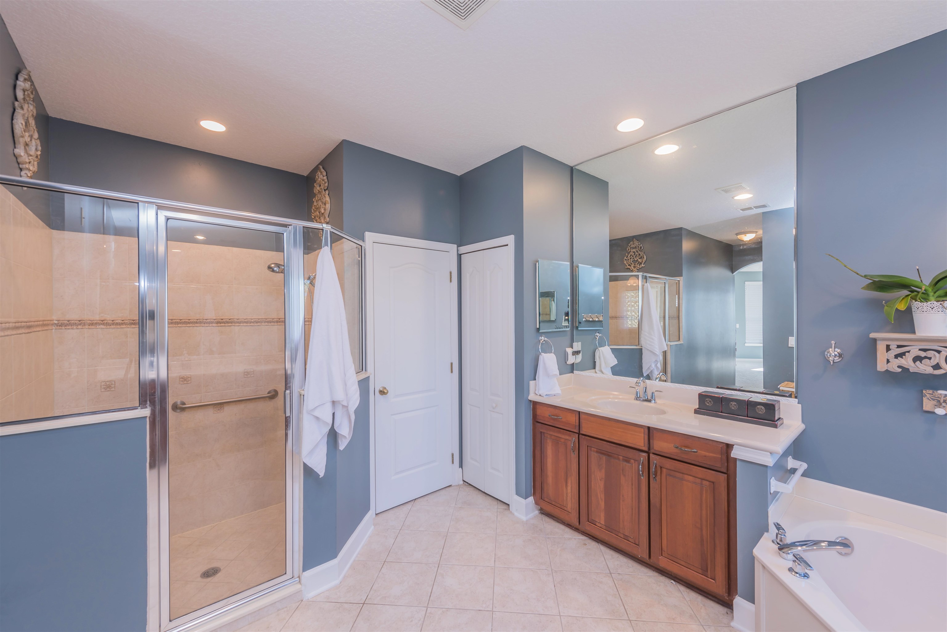 Image 17 of 32 For 1575 Barrington Cir