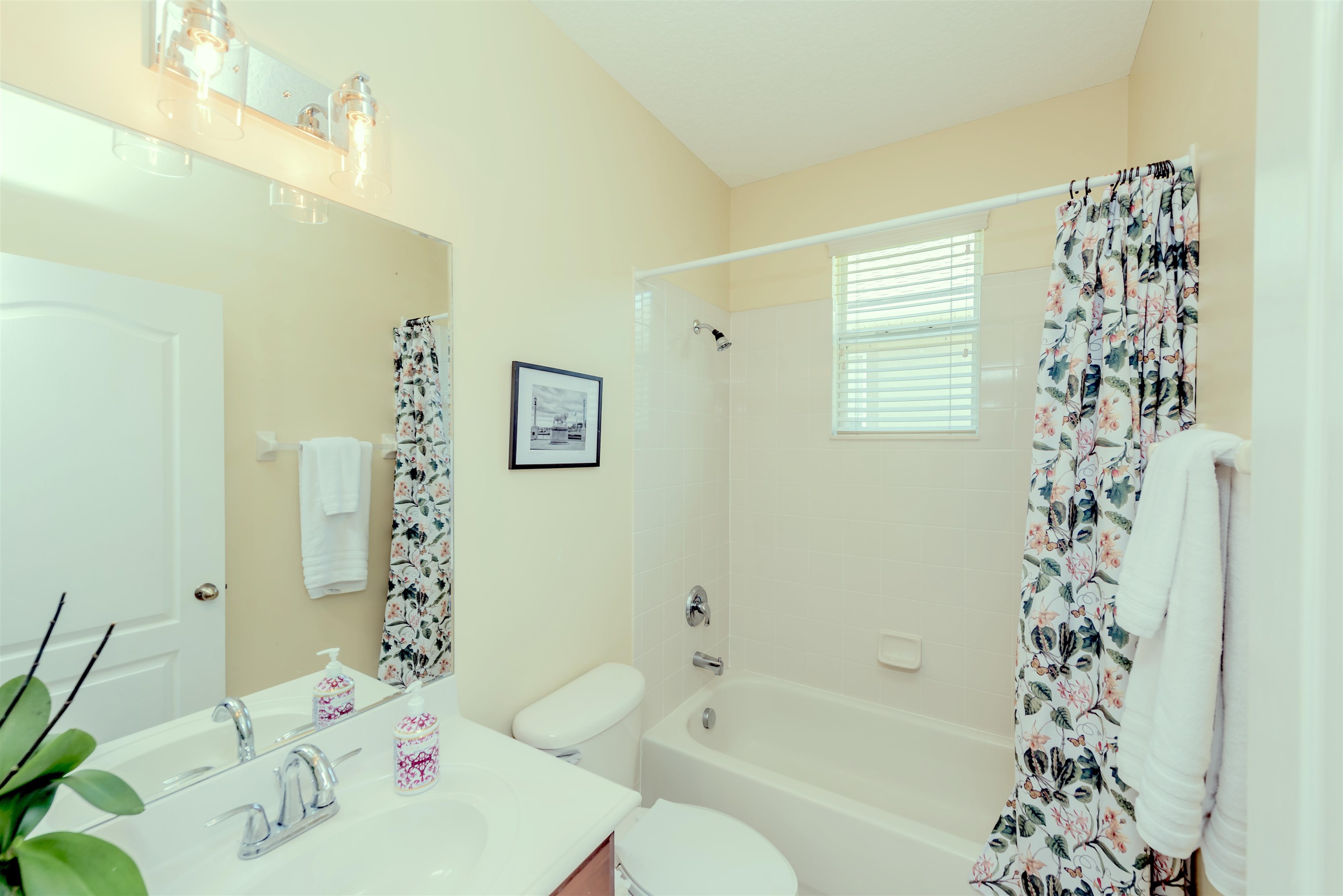 Image 19 of 32 For 1575 Barrington Cir