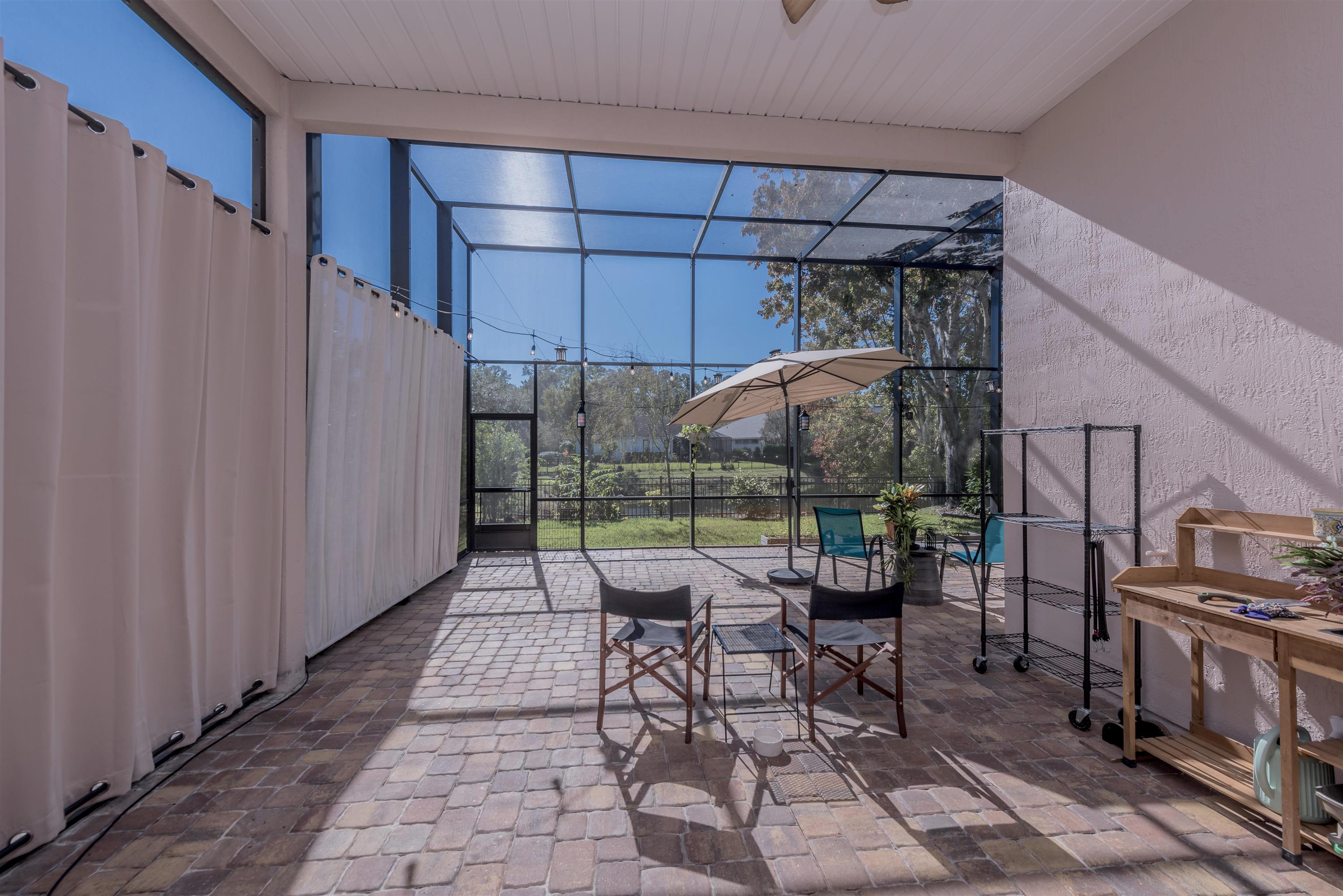 Image 23 of 32 For 1575 Barrington Cir