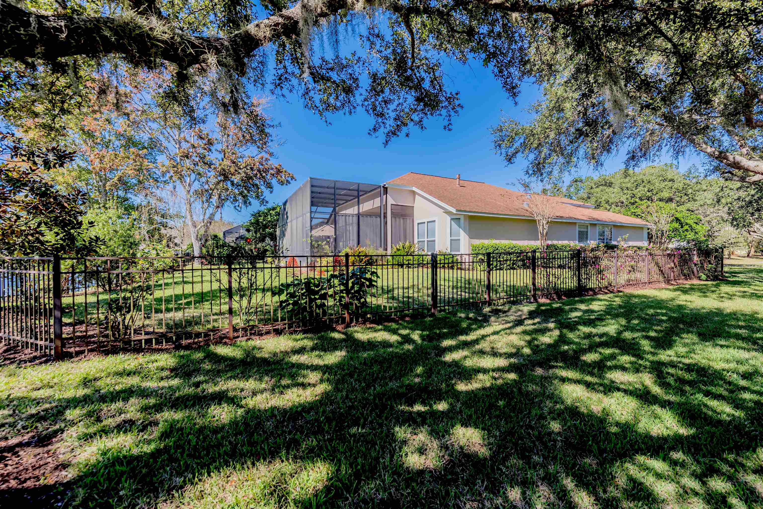 Image 3 of 32 For 1575 Barrington Cir