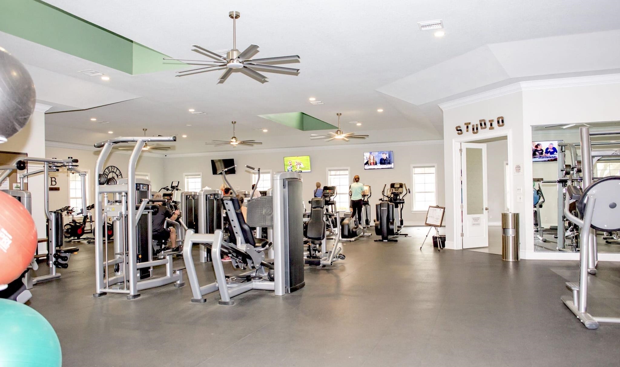 Image 32 of 32 For 1575 Barrington Cir