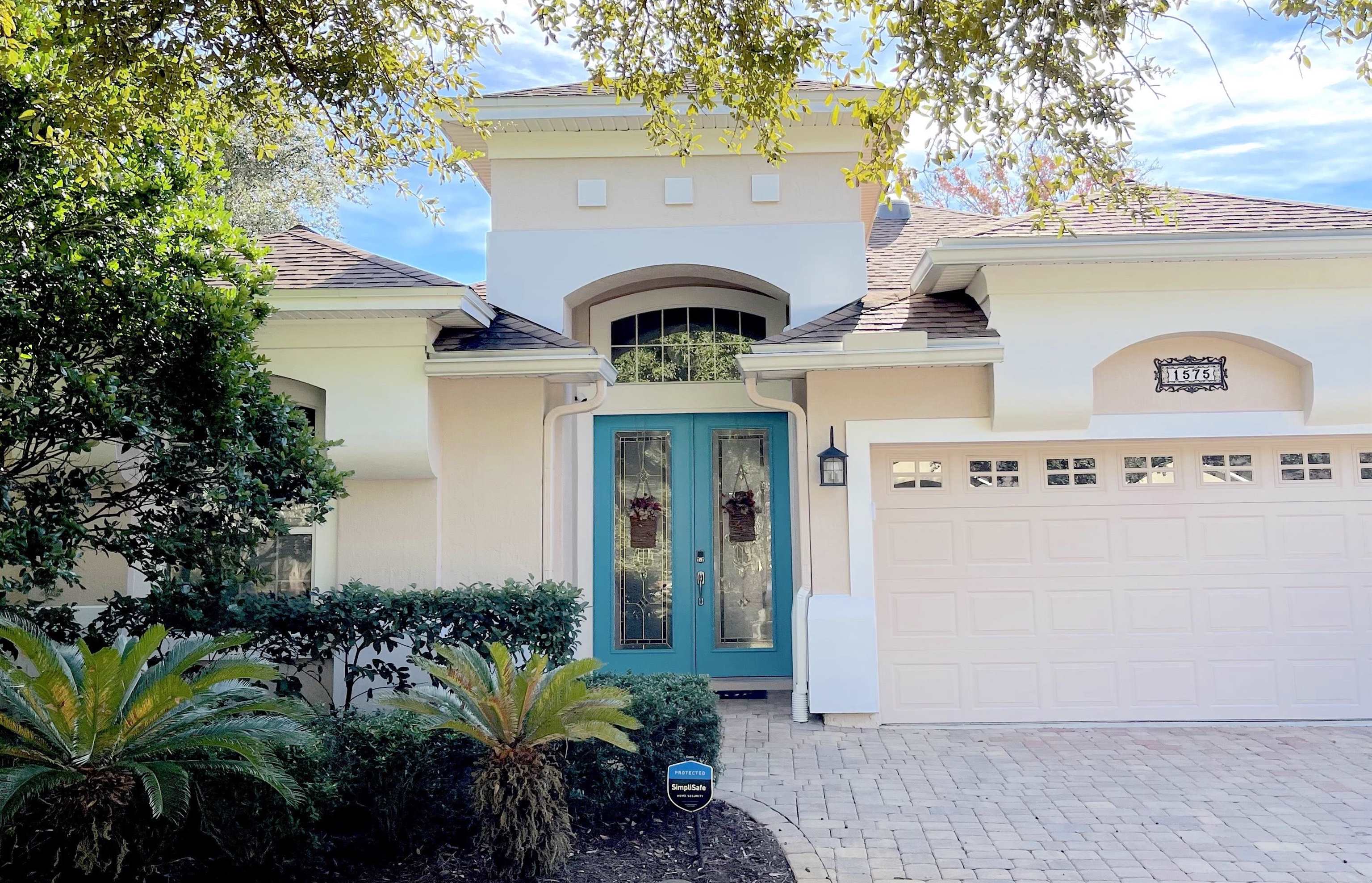 Image 4 of 32 For 1575 Barrington Cir