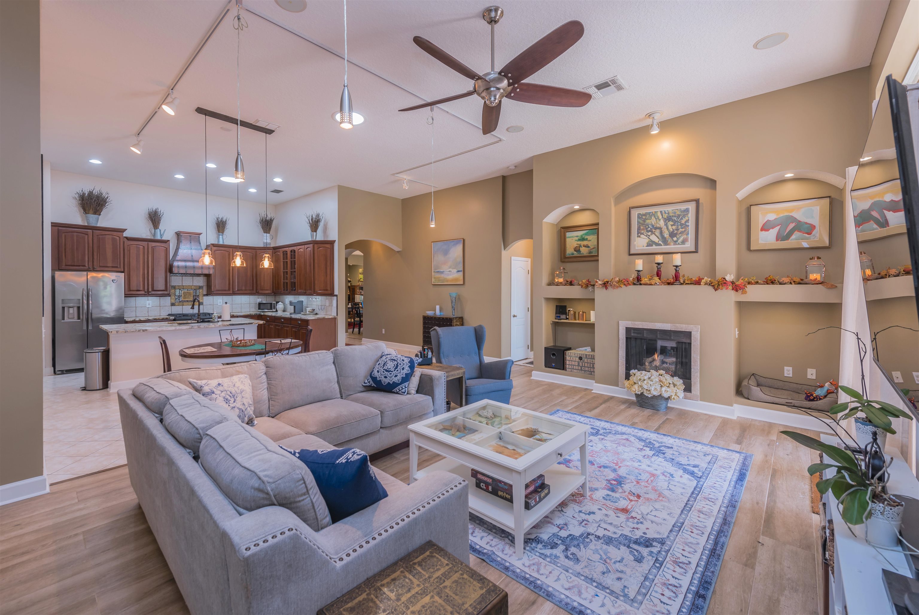 Image 9 of 32 For 1575 Barrington Cir