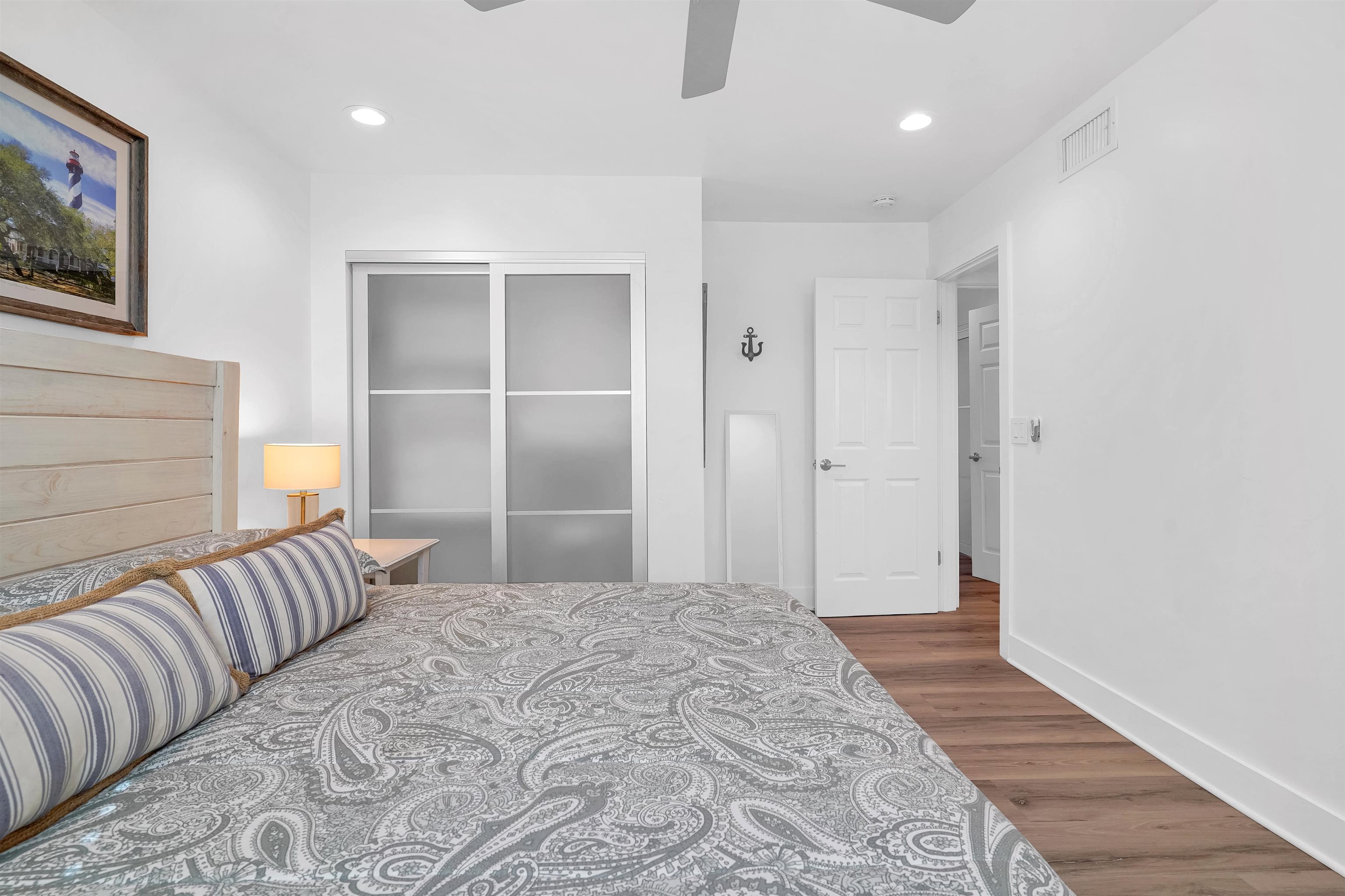 Image 17 of 60 For 1 E Street  