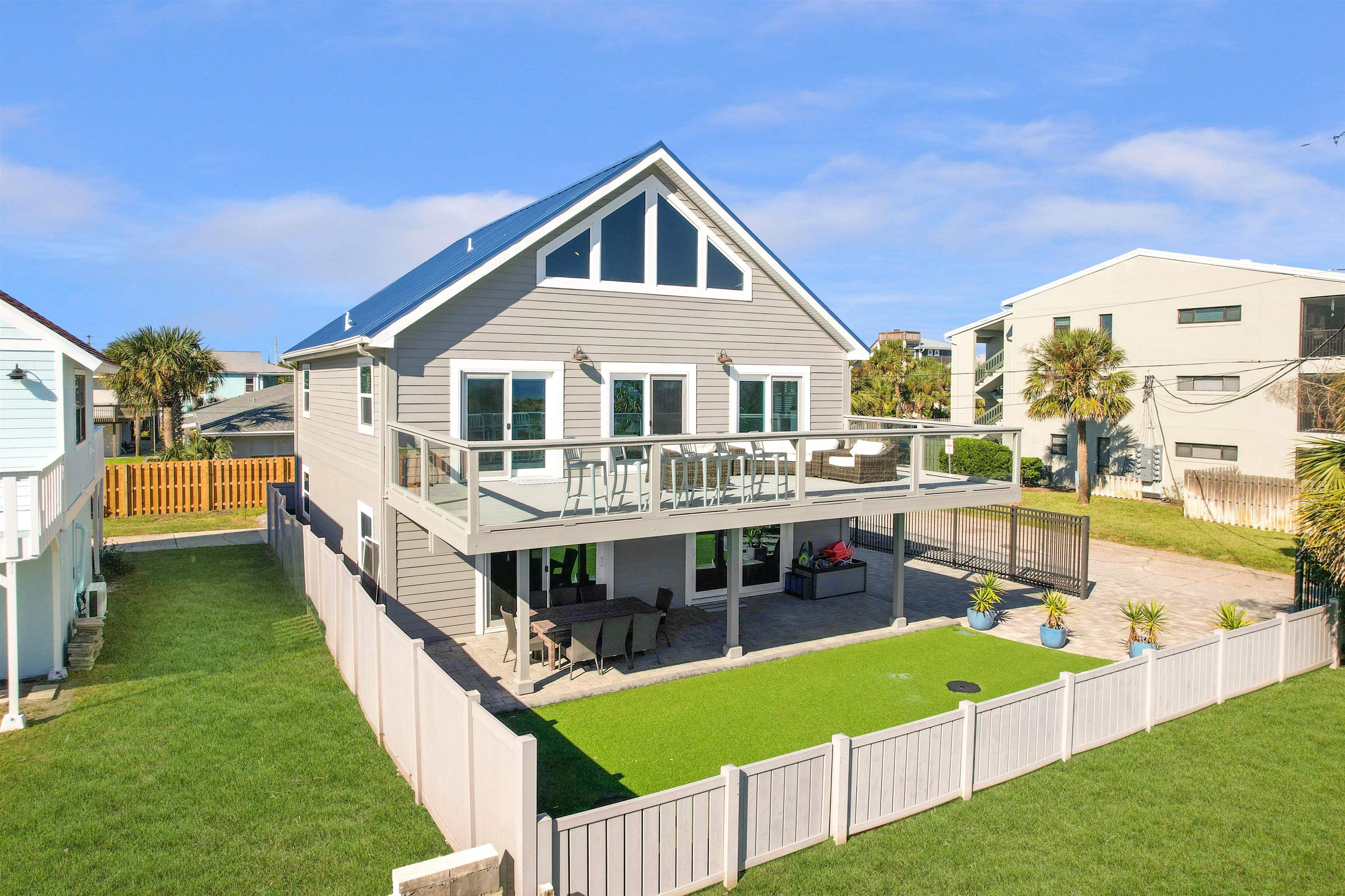 Image 38 of 60 For 1 E Street  