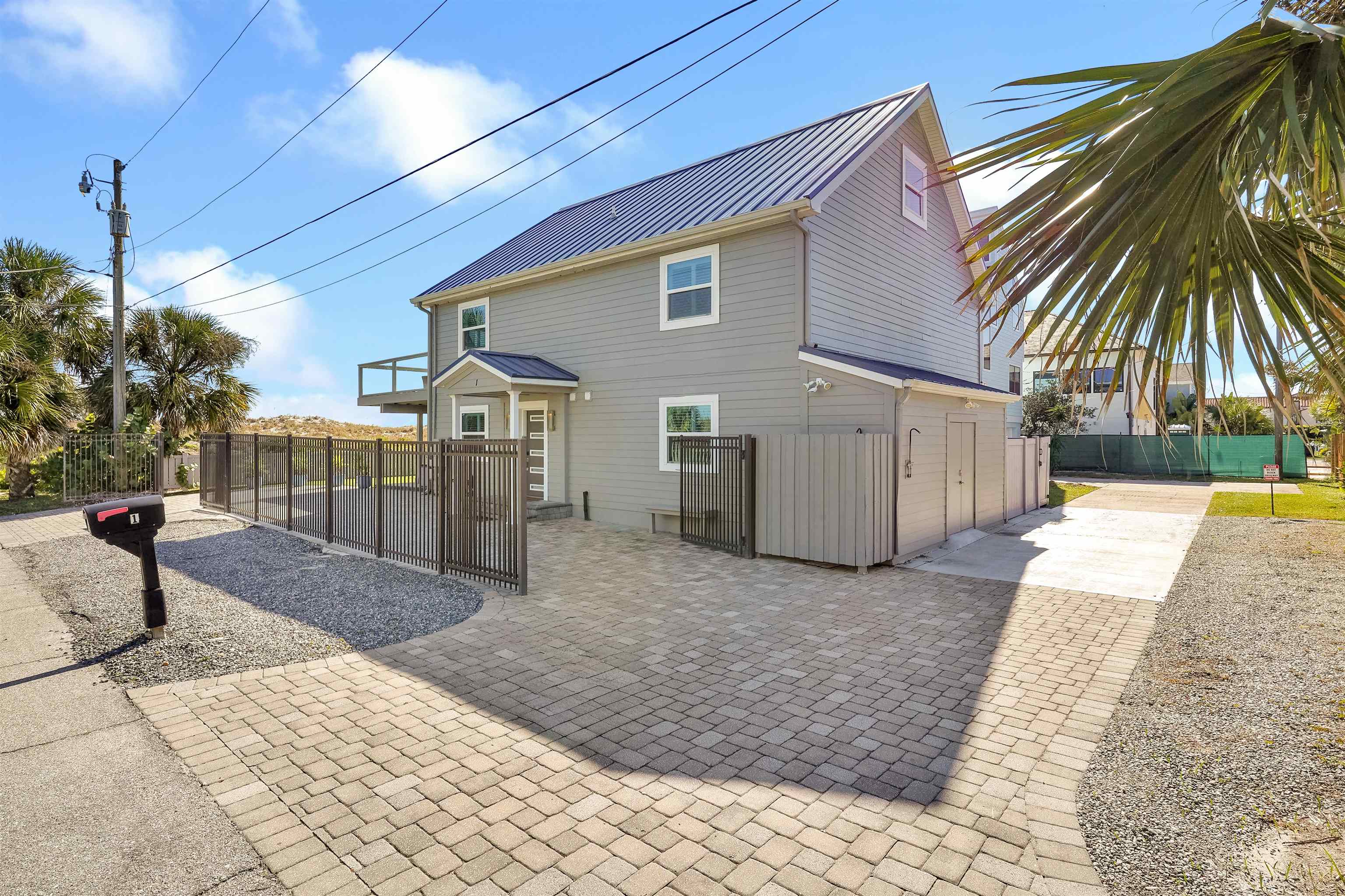 Image 41 of 60 For 1 E Street  