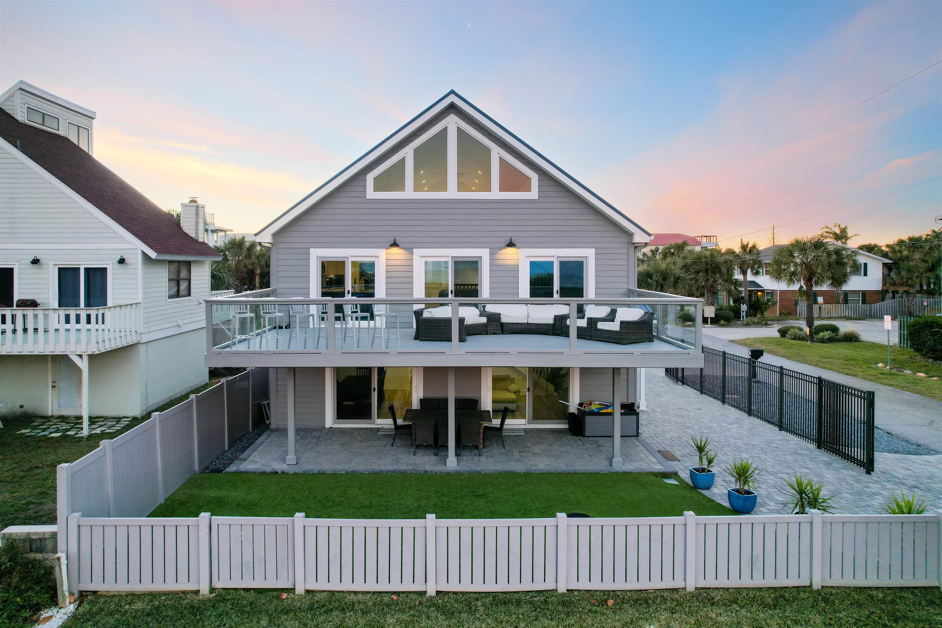 Image 53 of 60 For 1 E Street  