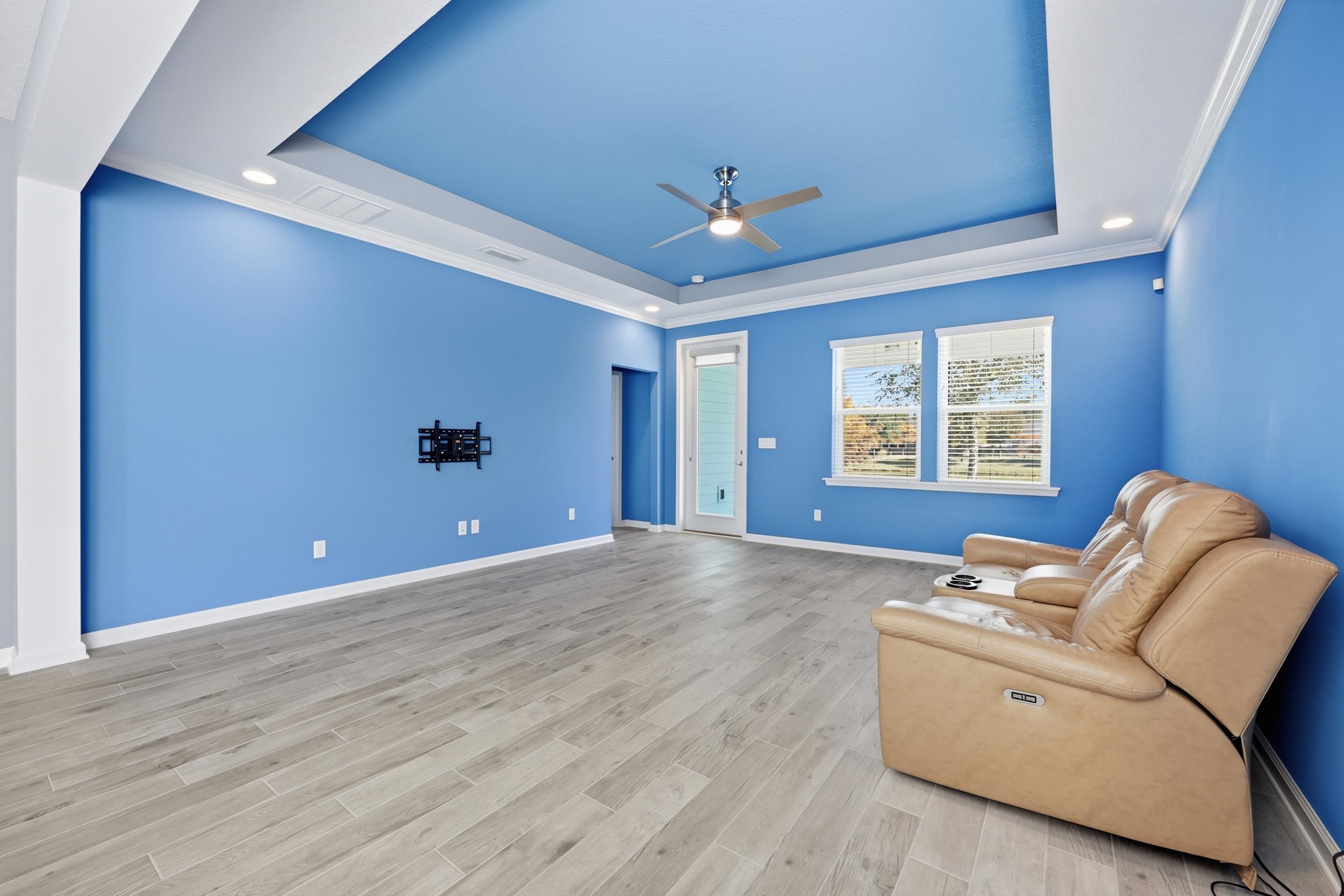 Image 15 of 56 For 163 Bella Dr