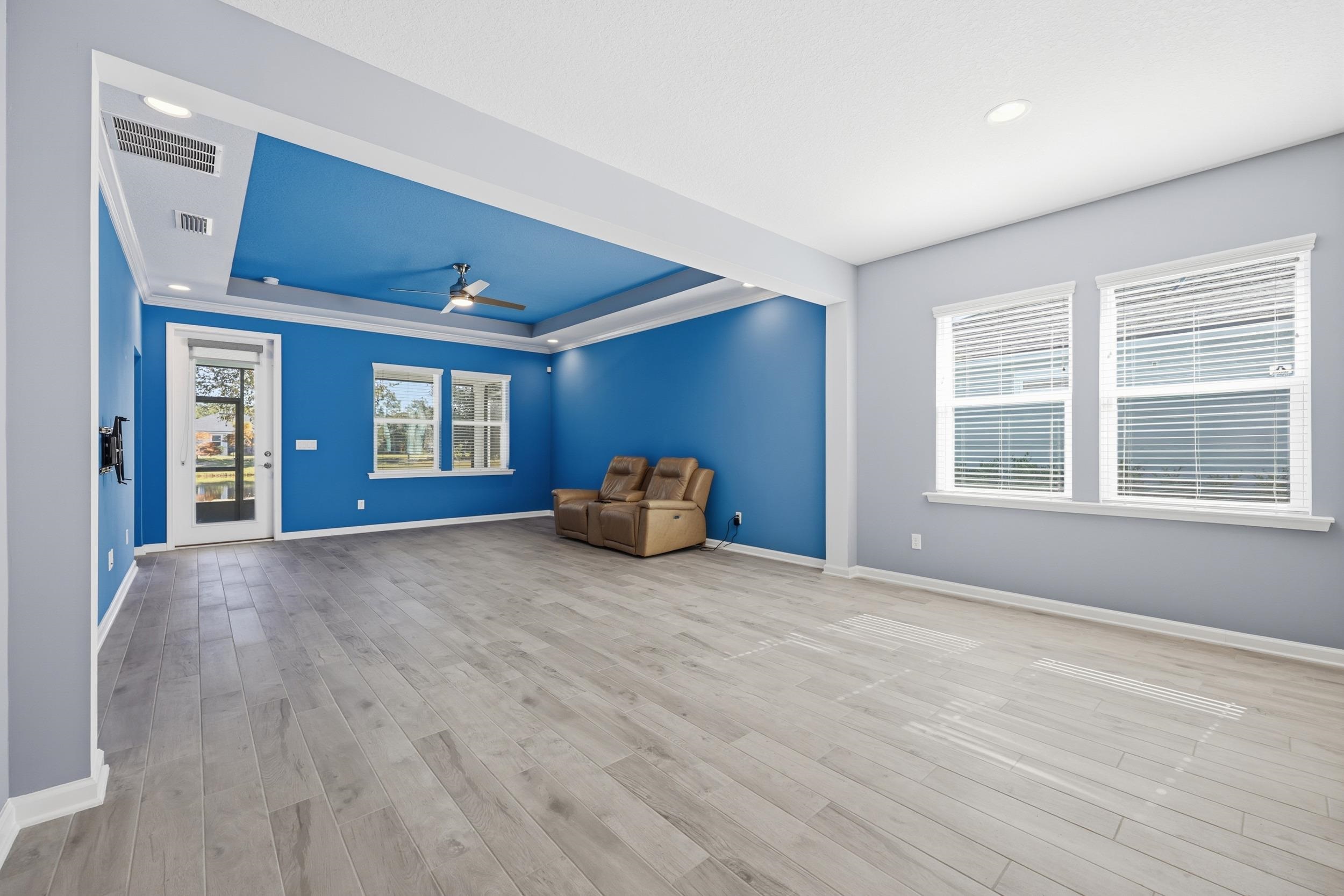 Image 16 of 56 For 163 Bella Dr