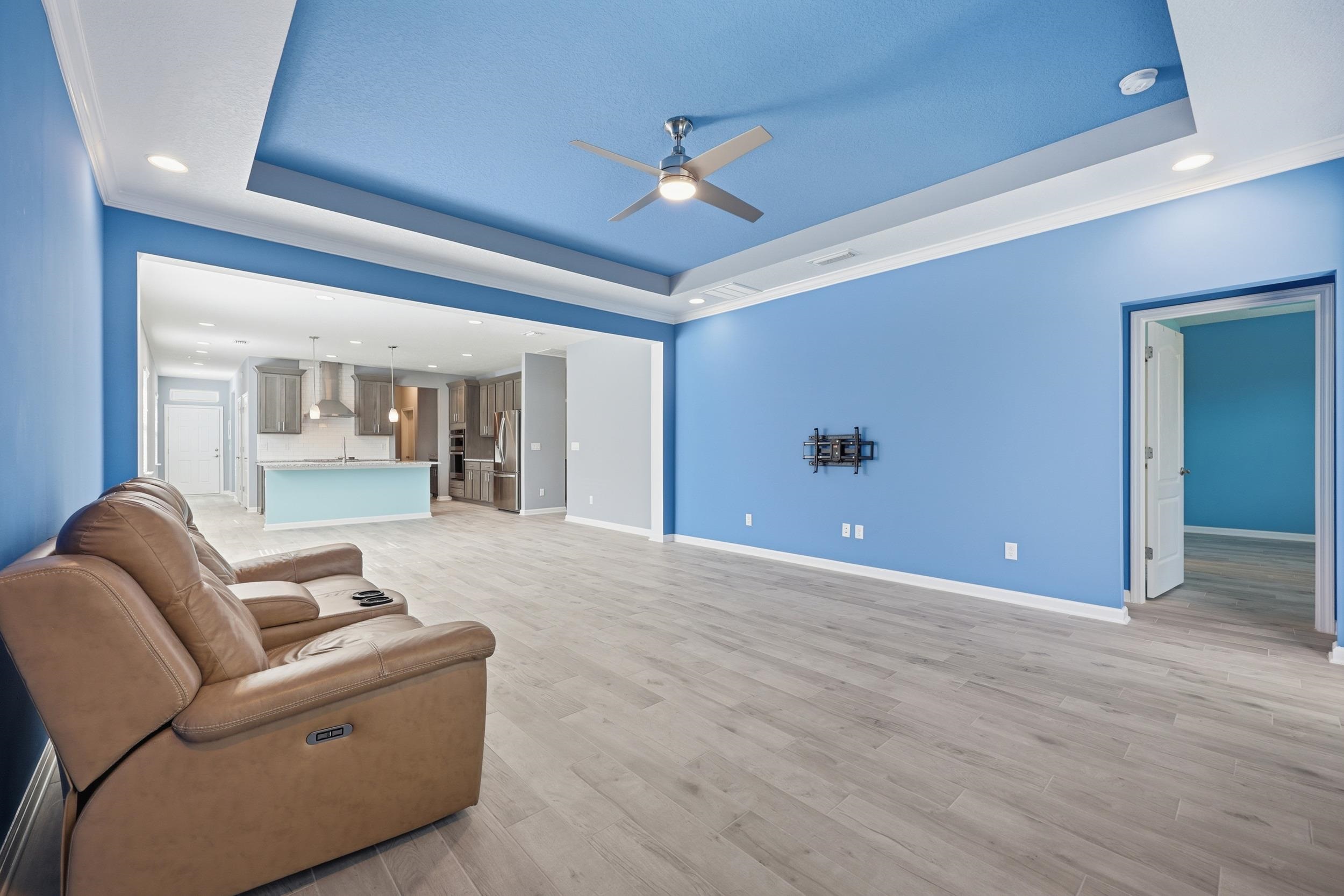 Image 18 of 56 For 163 Bella Dr