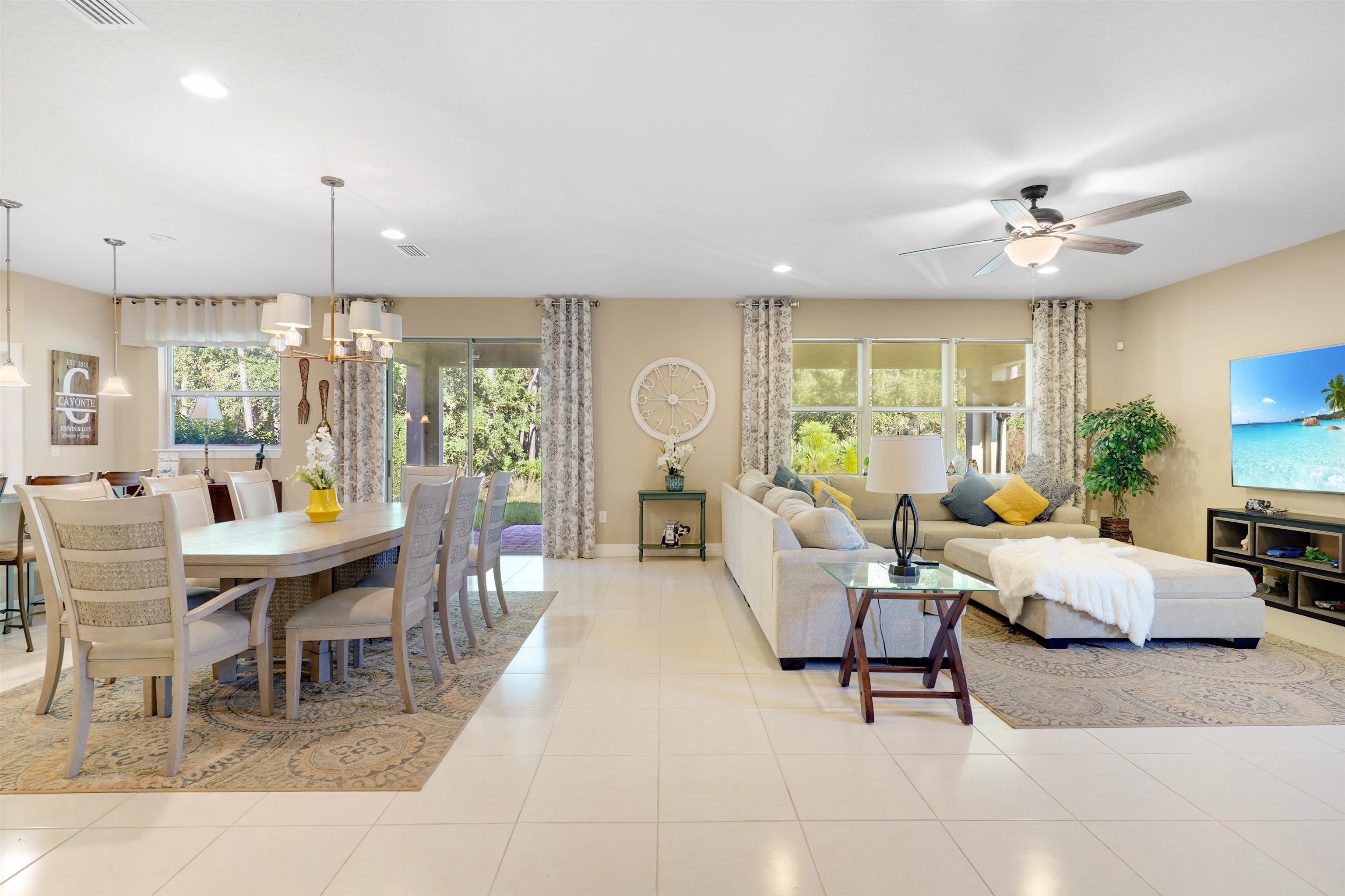 Image 2 of 55 For 247 Los Alamos St