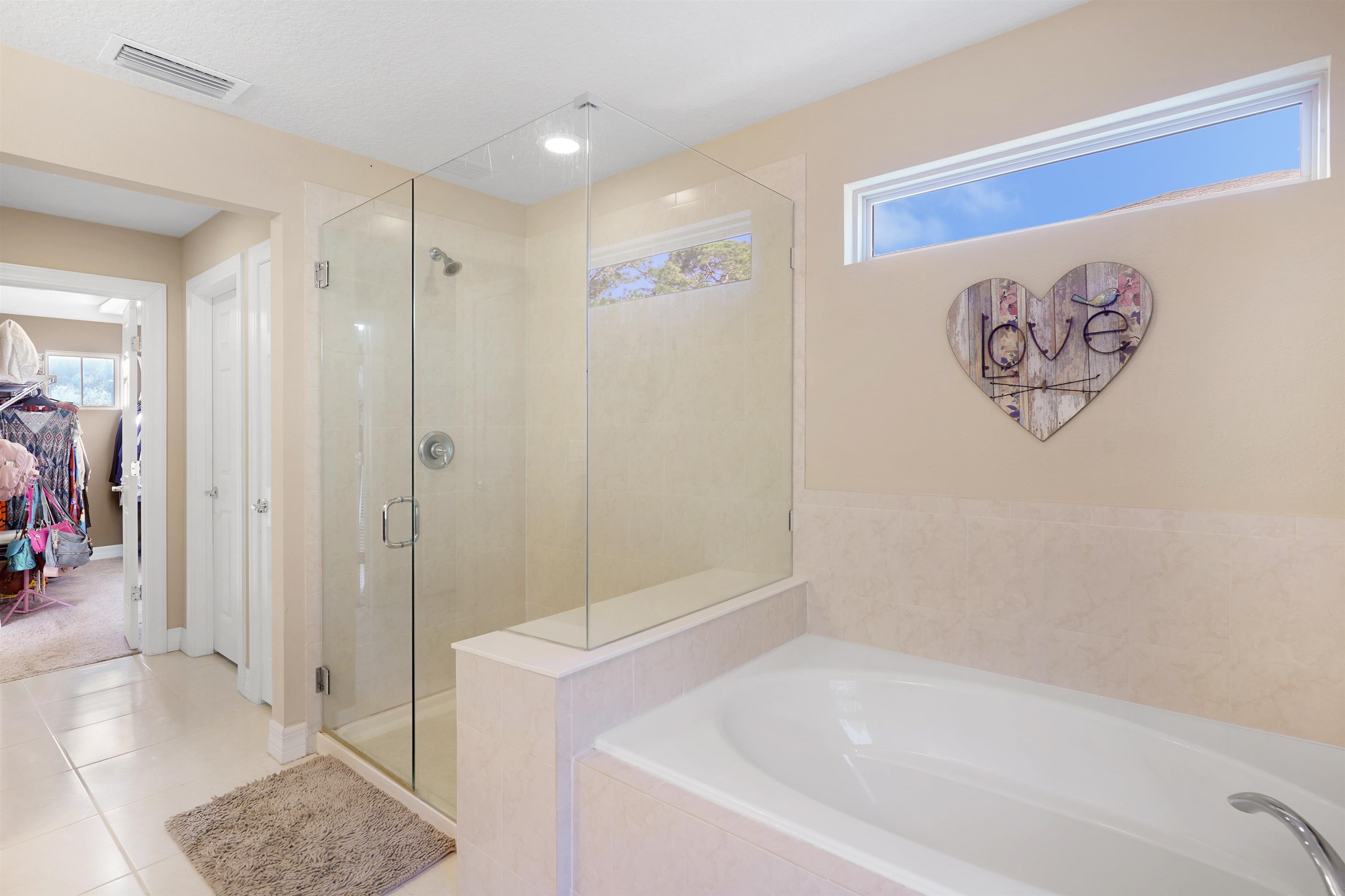 Image 20 of 55 For 247 Los Alamos St