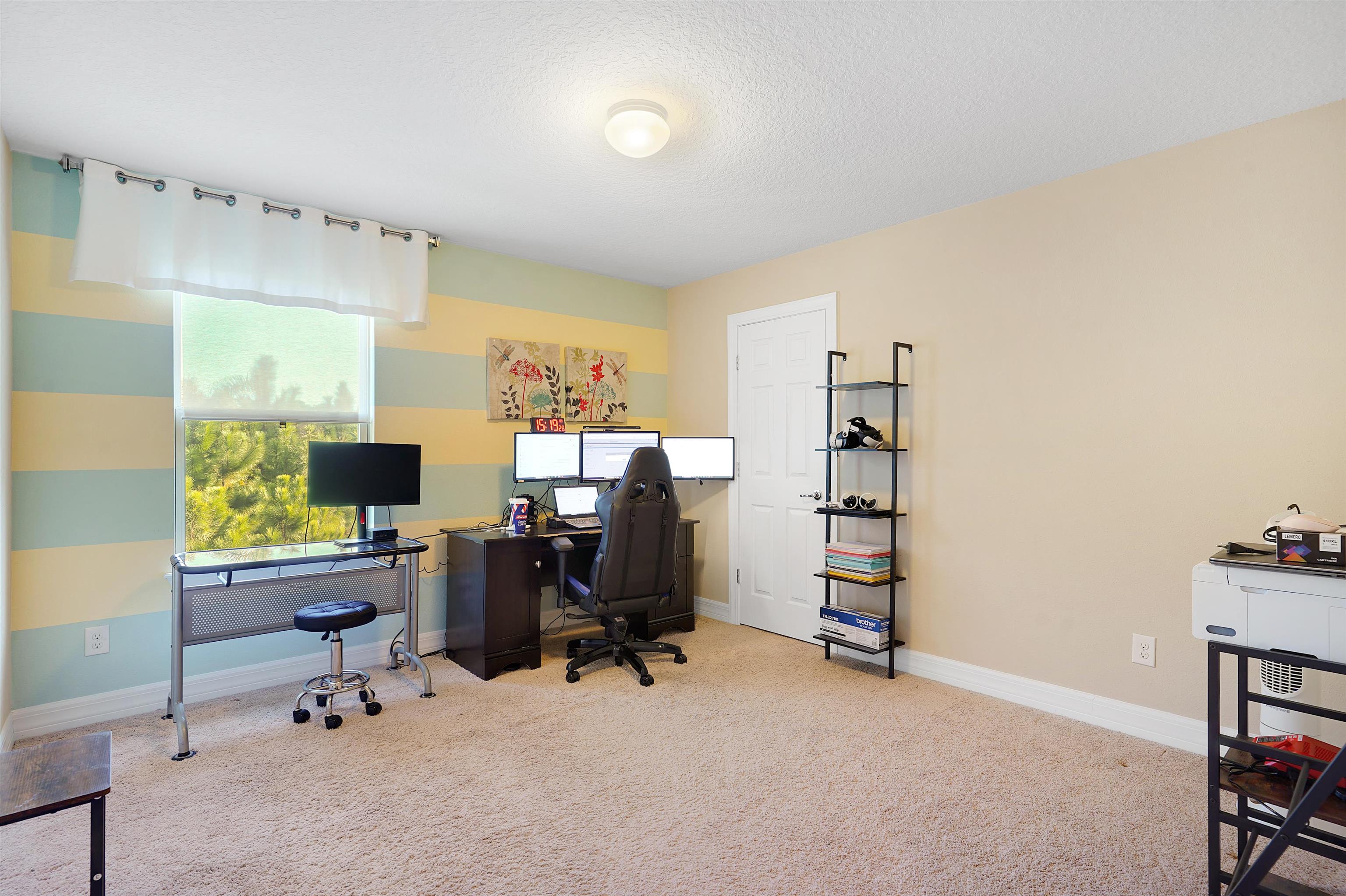 Image 31 of 55 For 247 Los Alamos St