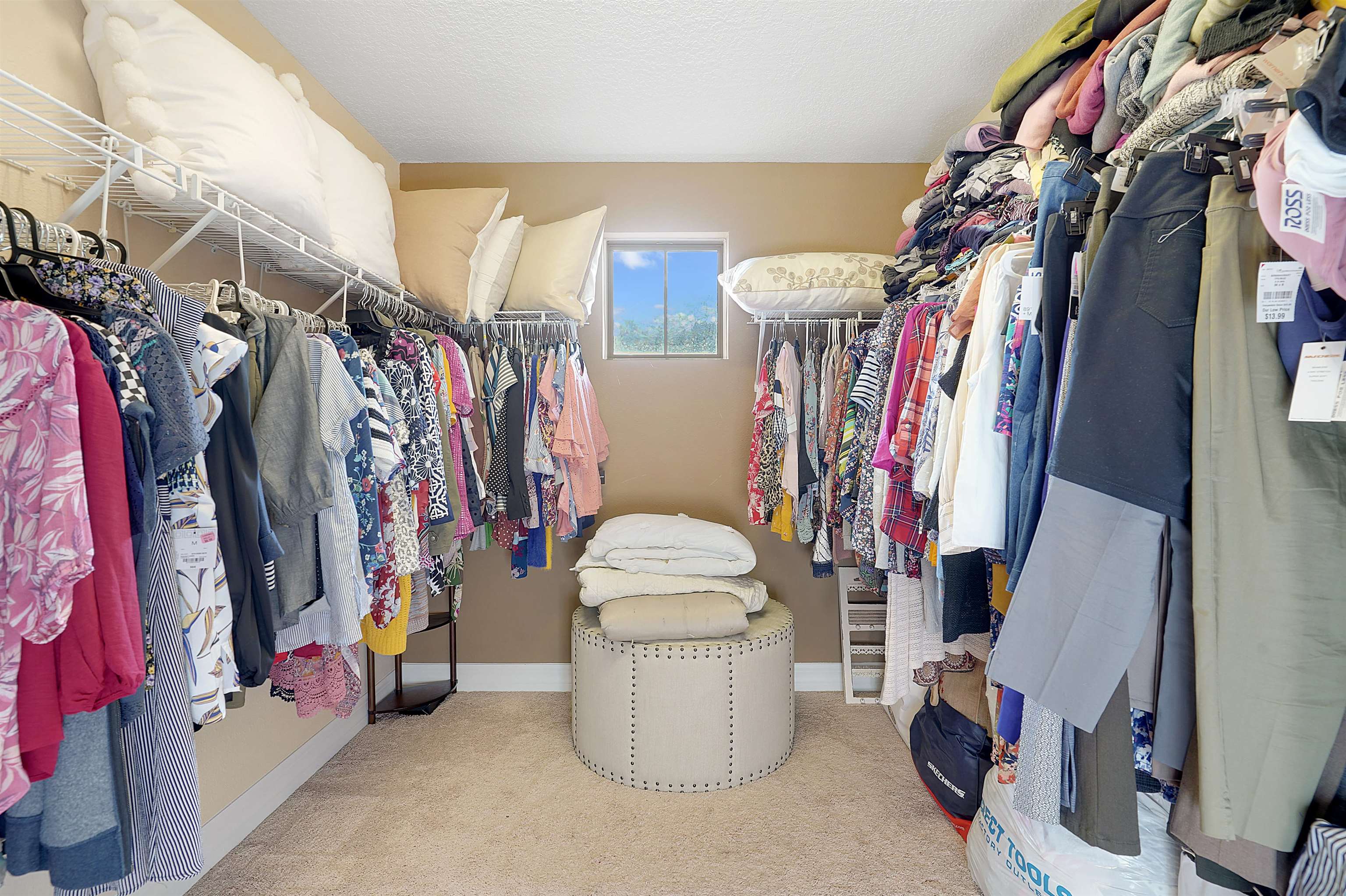 Image 37 of 55 For 247 Los Alamos St